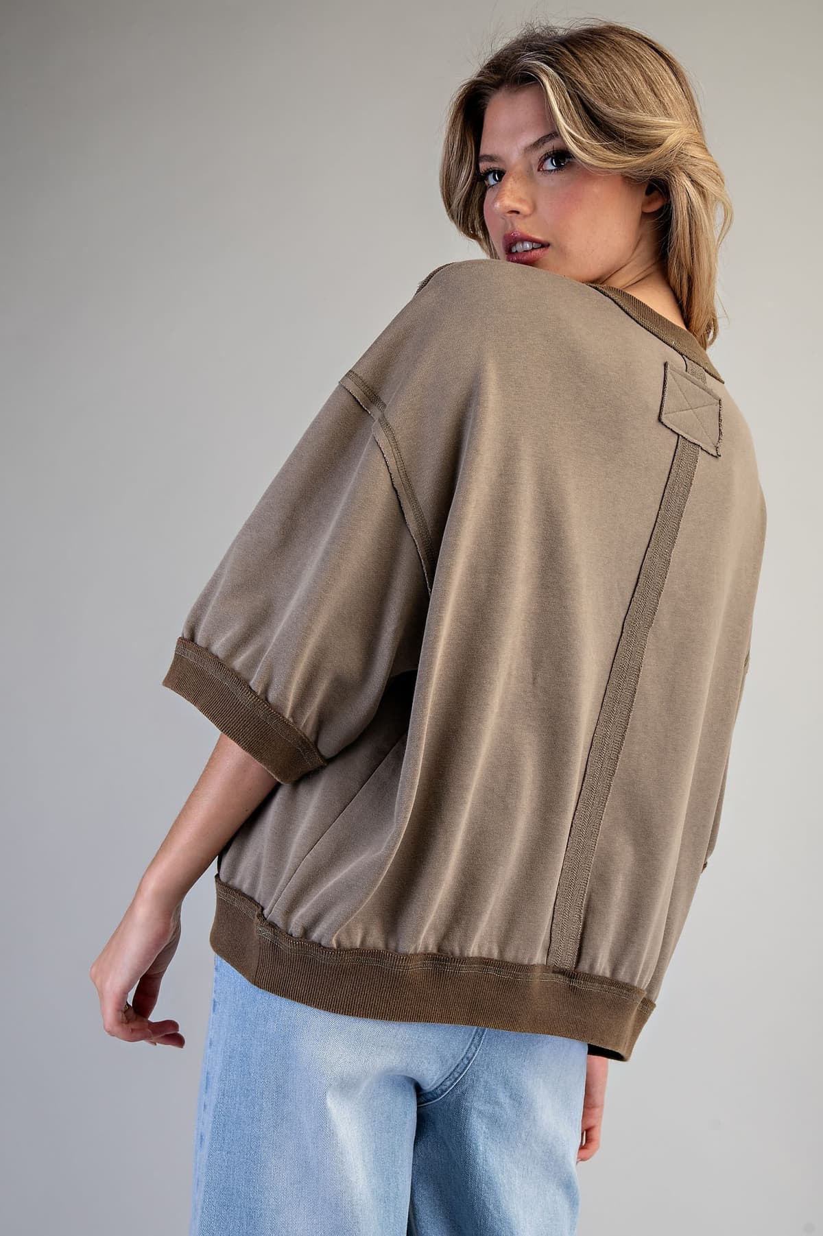 TH15880 - OLIVE