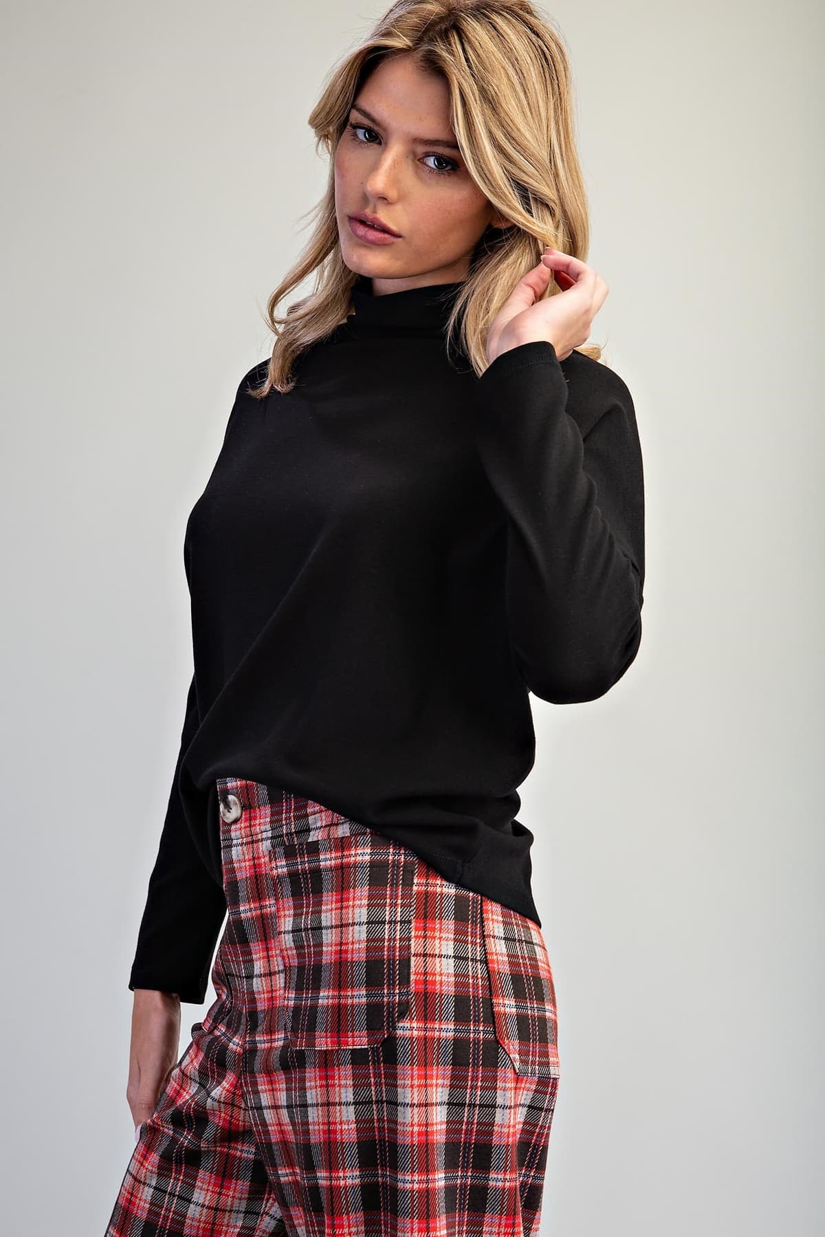 TK16251 - BLACK