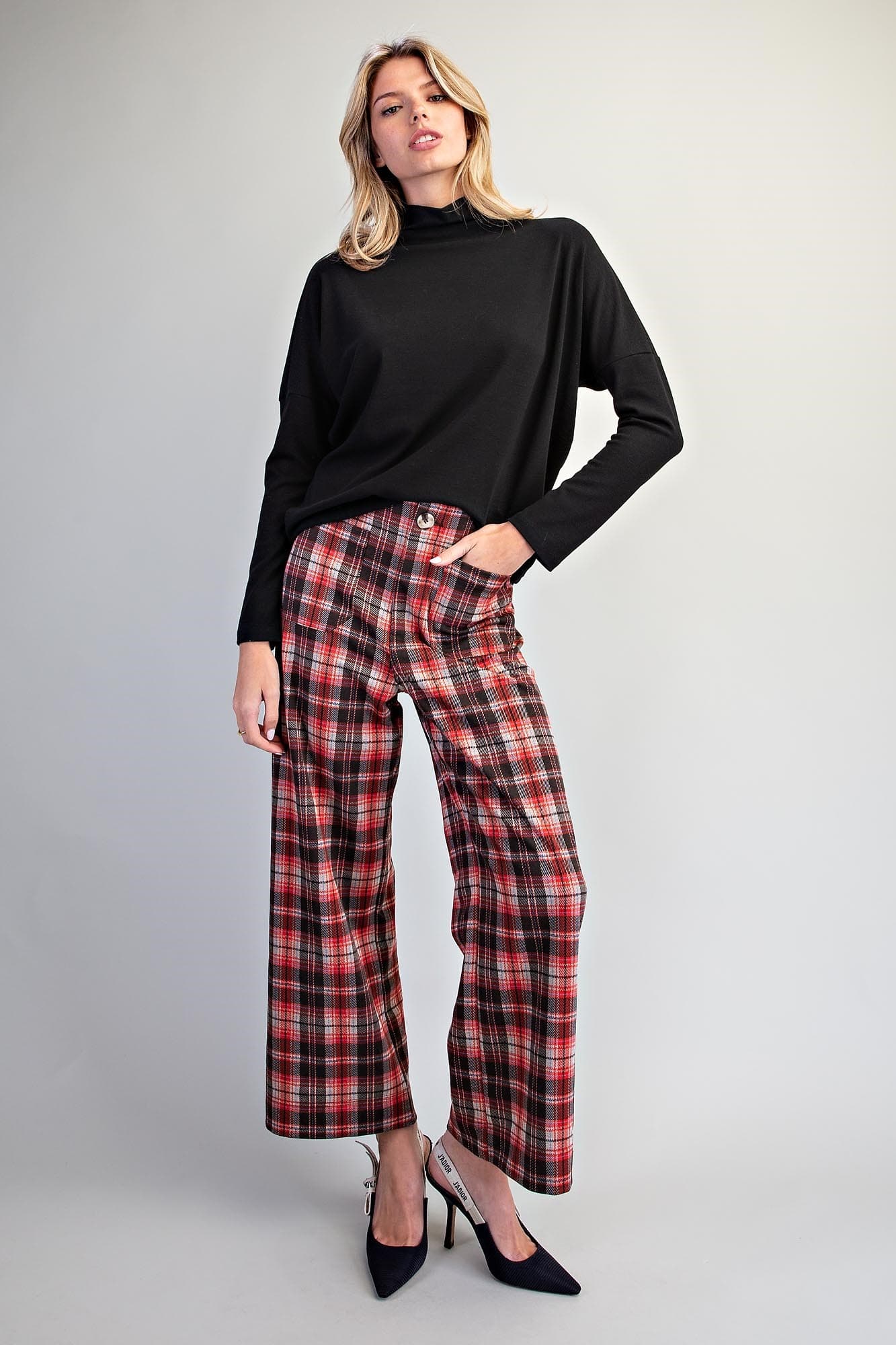 TK16251 - BLACK