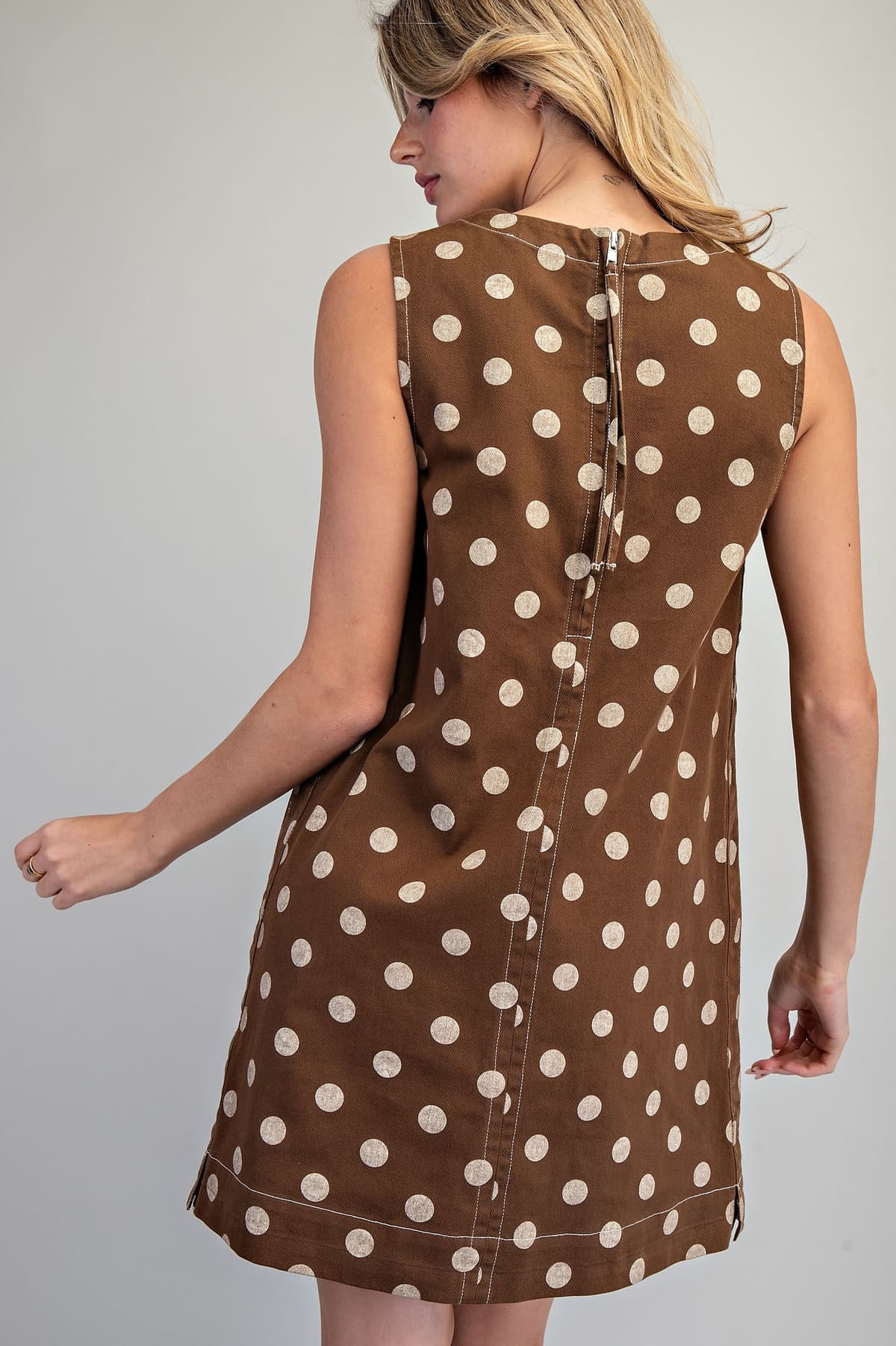 DH15784 - MOCHA MOUSSE