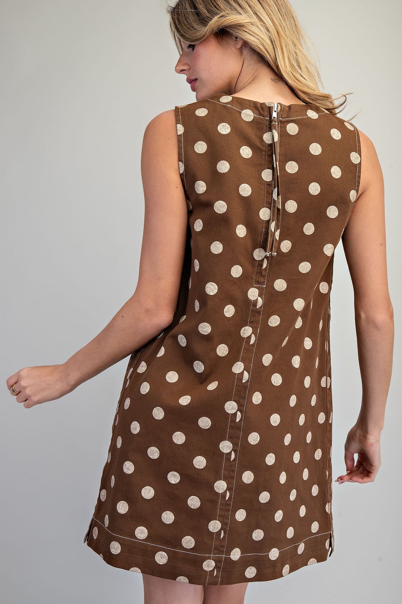 DH15784 - MOCHA MOUSSE