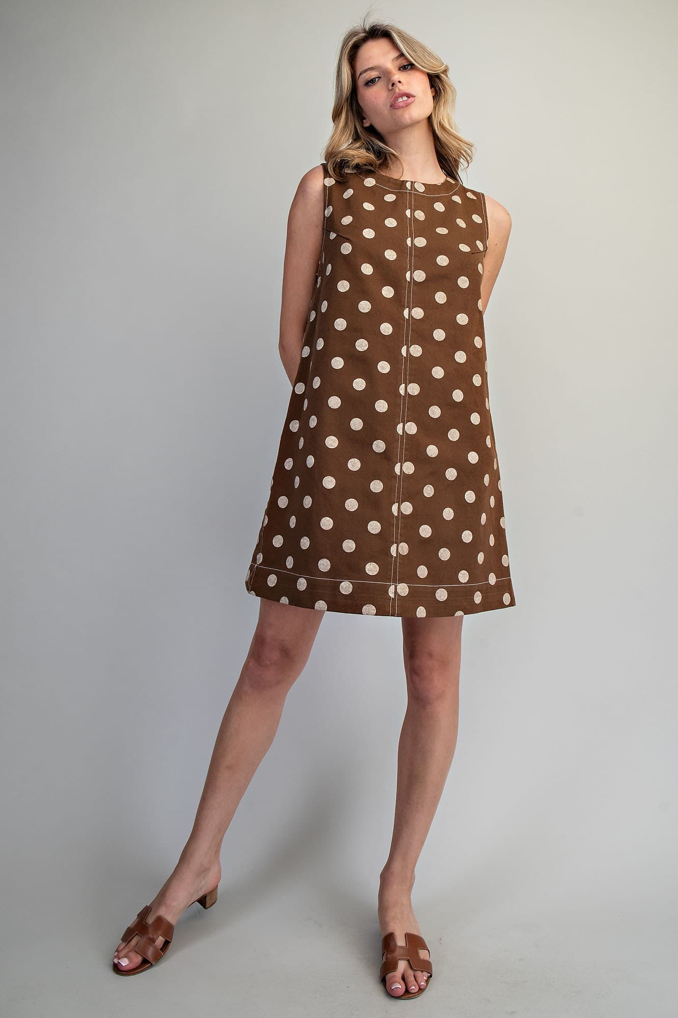 DH15784 - MOCHA MOUSSE