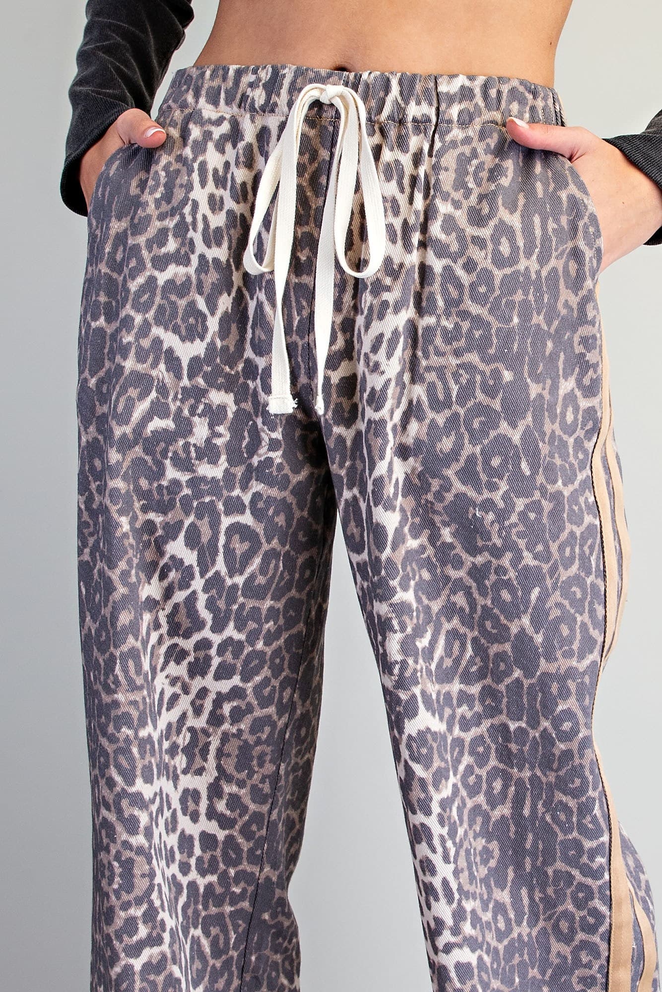 PK16299 - LEOPARD