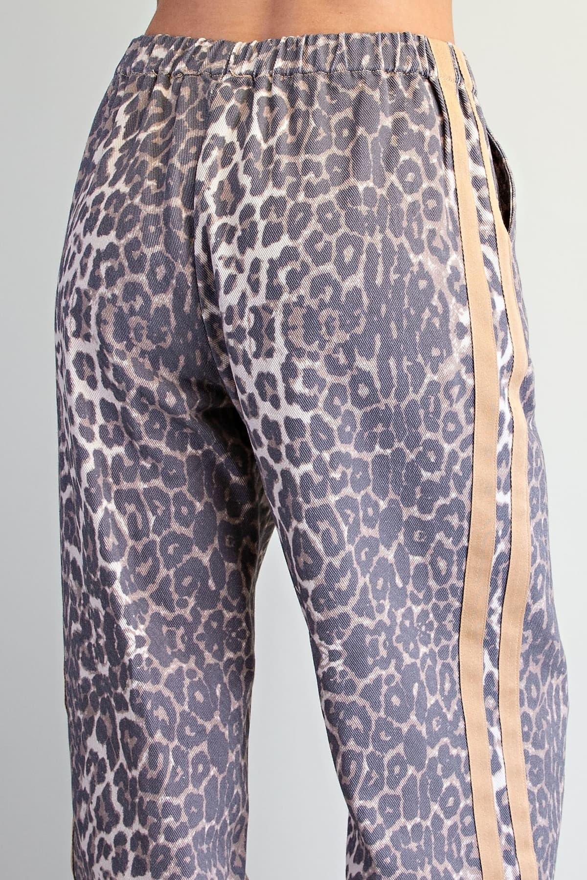 PK16299 - LEOPARD