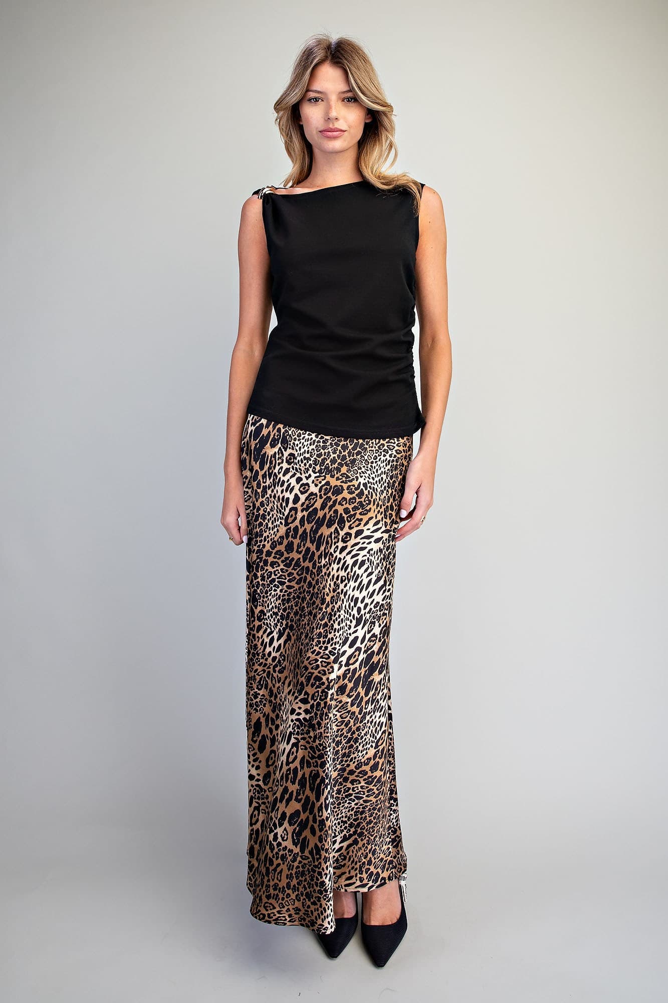 TK16470 - BLACK