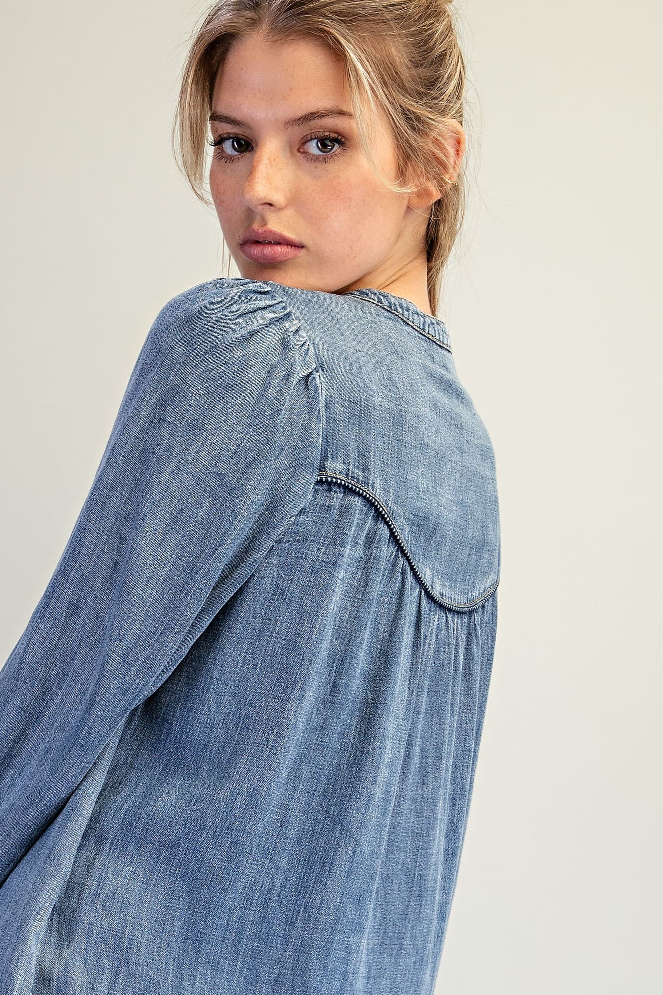 DH17157 - DENIM