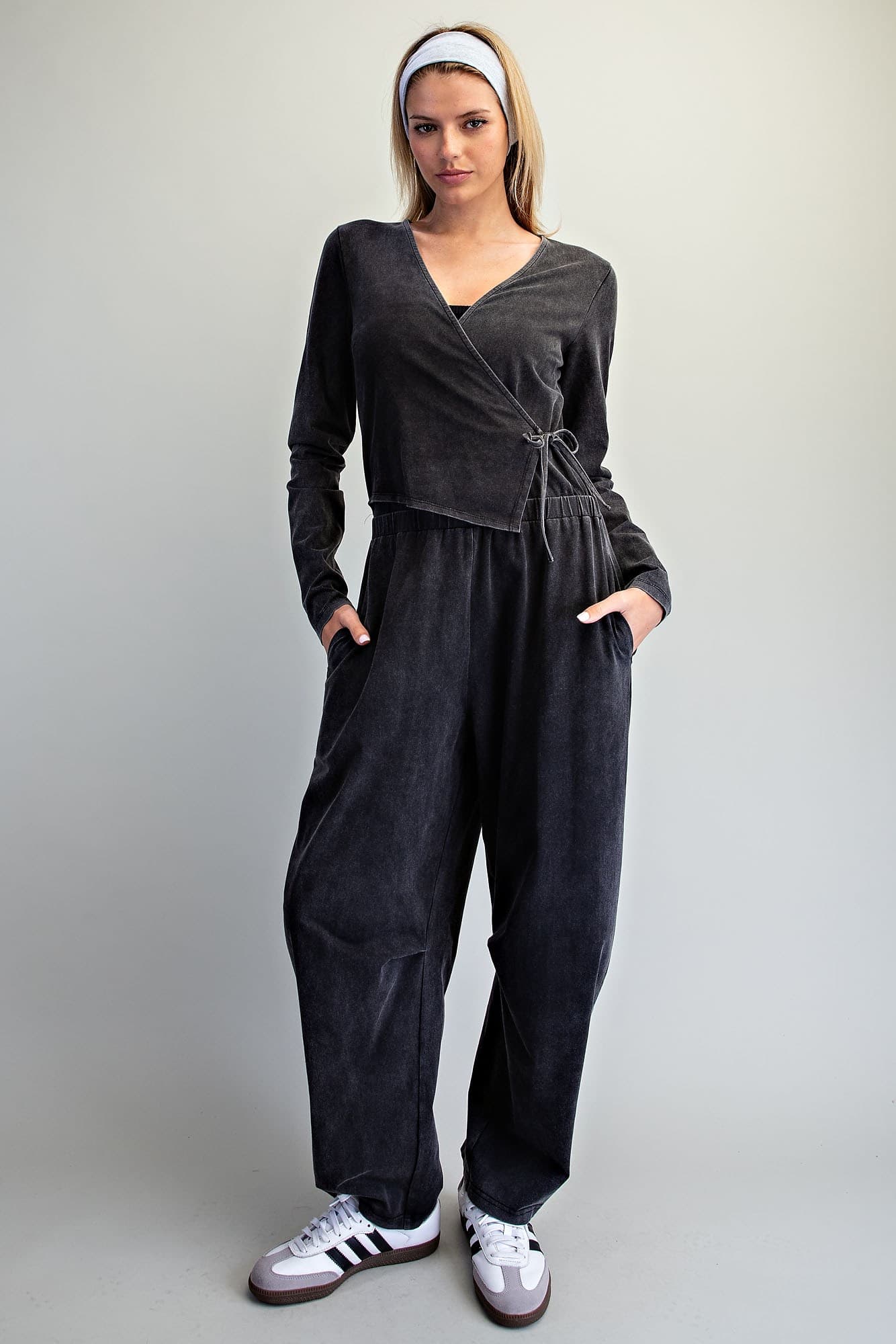 BK16435 - ASH BLACK
