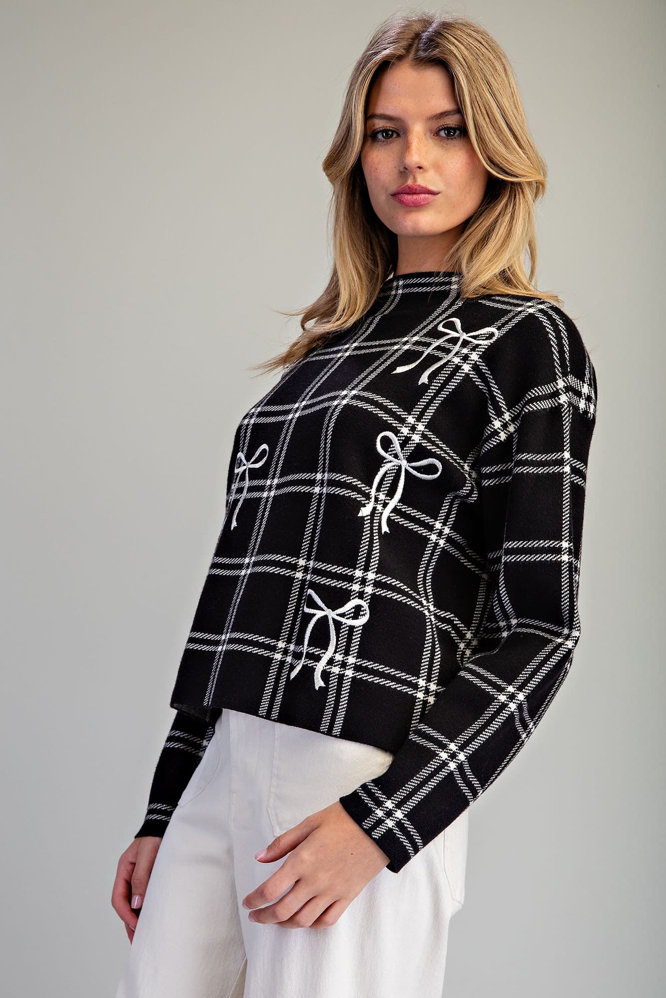 SH15840 - BLACK