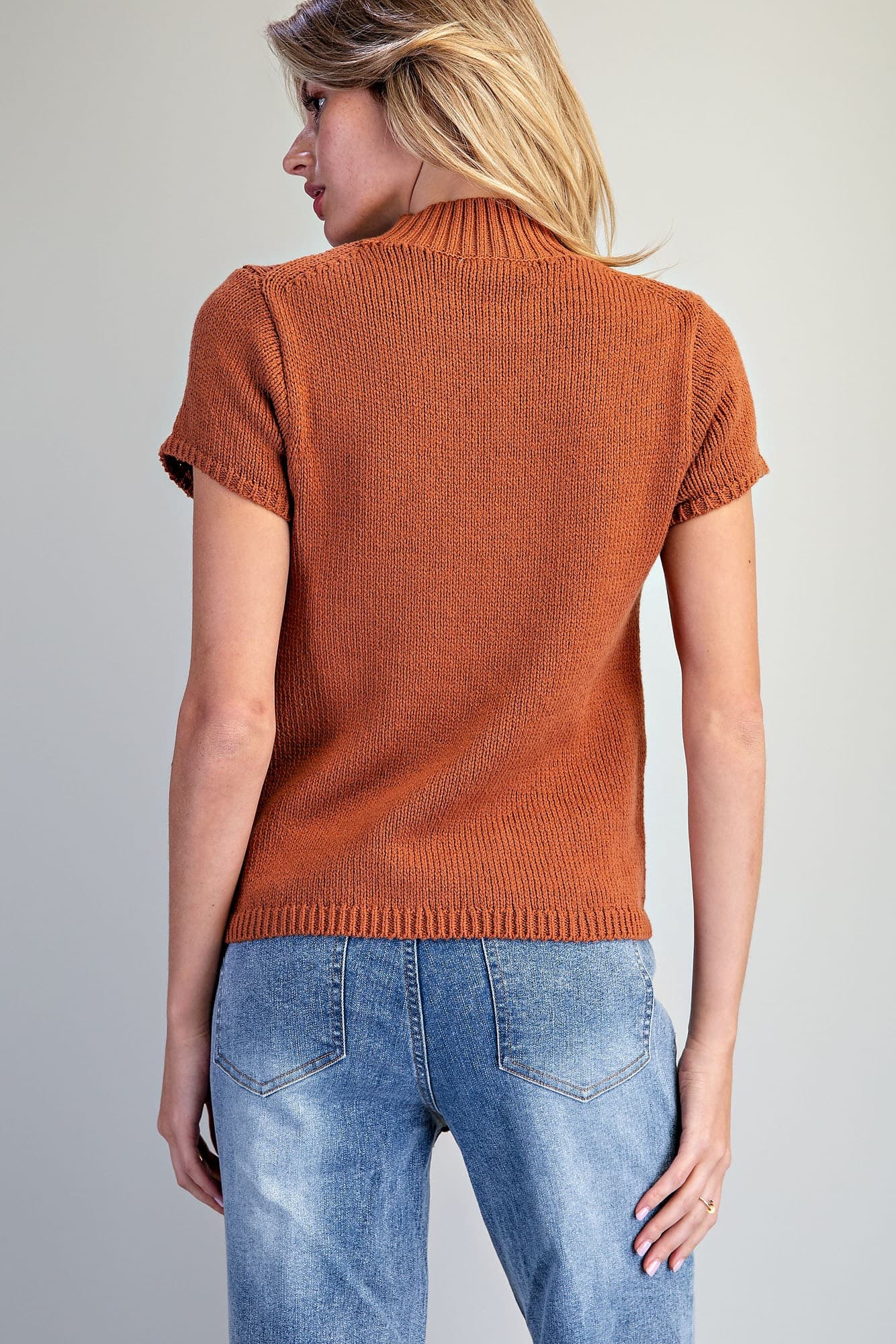 SH15824 - RUST
