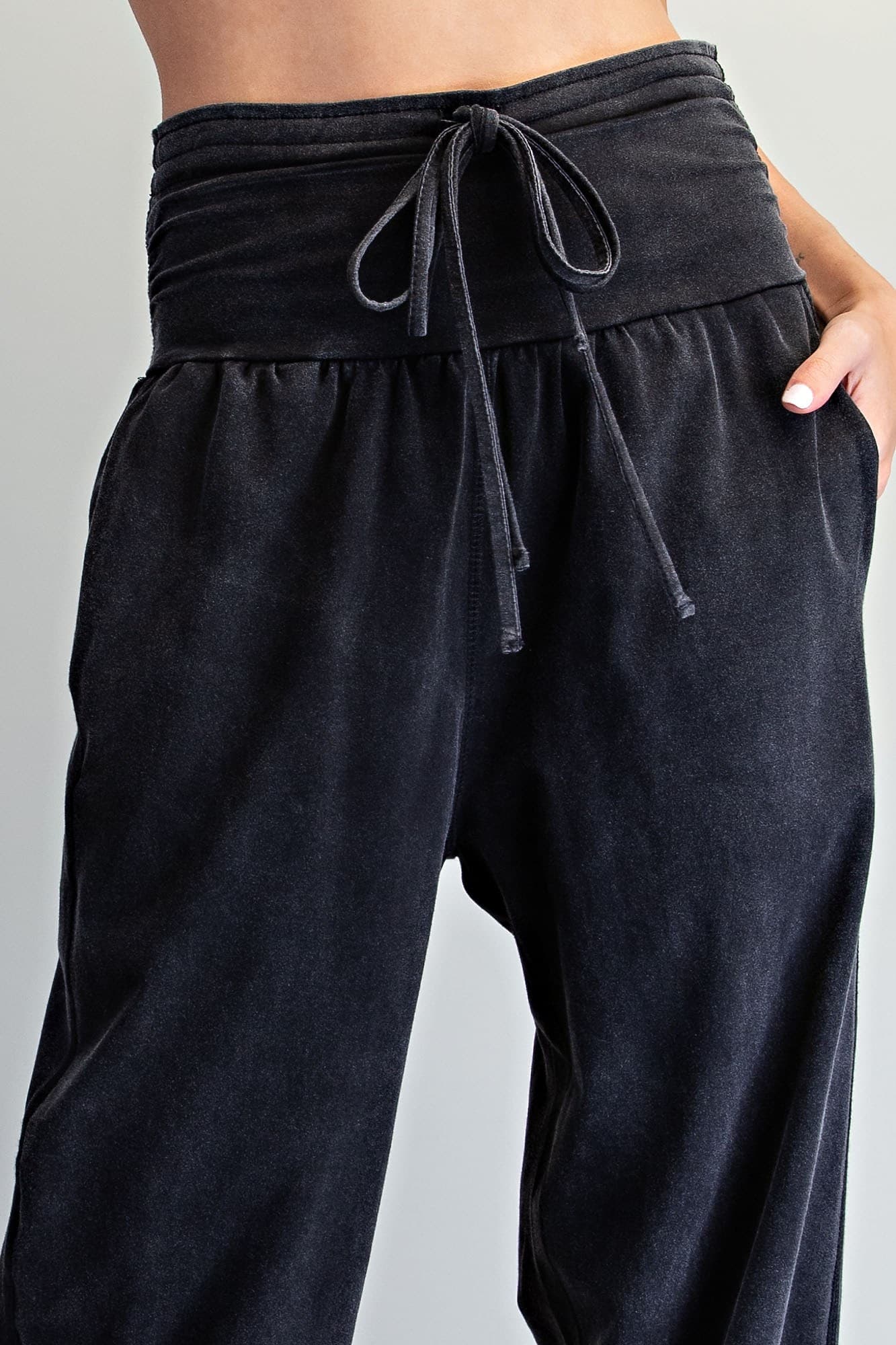 PK16436 - ASH BLACK