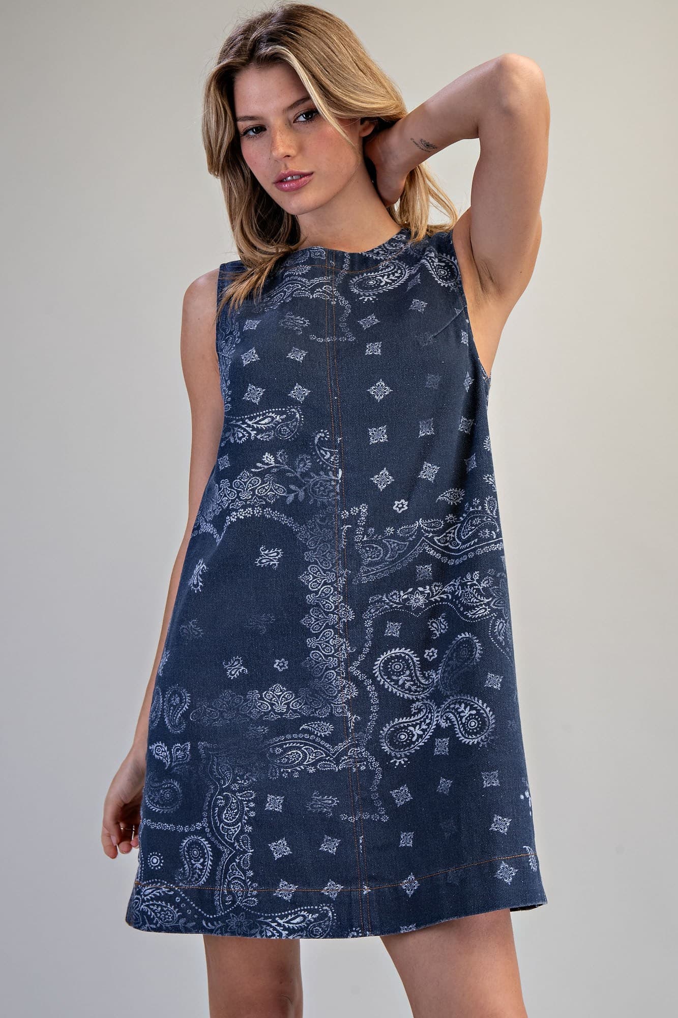 DK16669 - MIDNIGHT