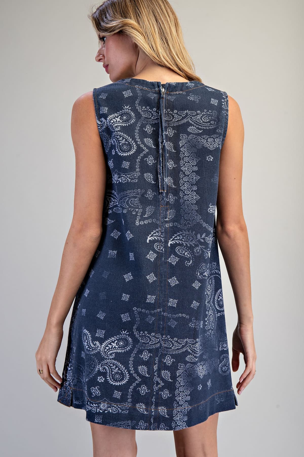 DK16669 - MIDNIGHT