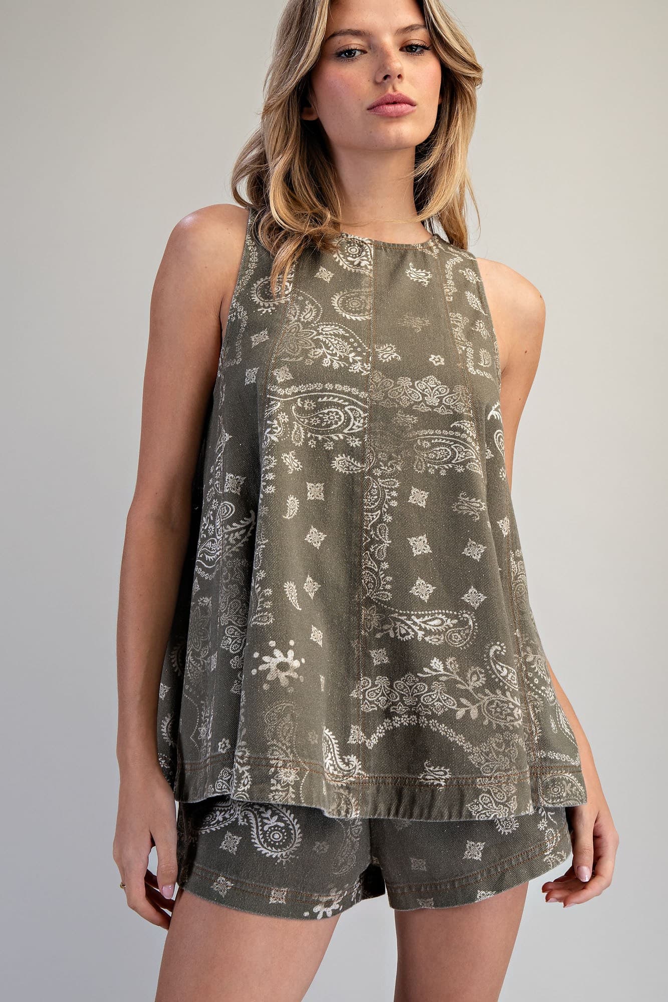 TK16672 - VINTAGE ARMY