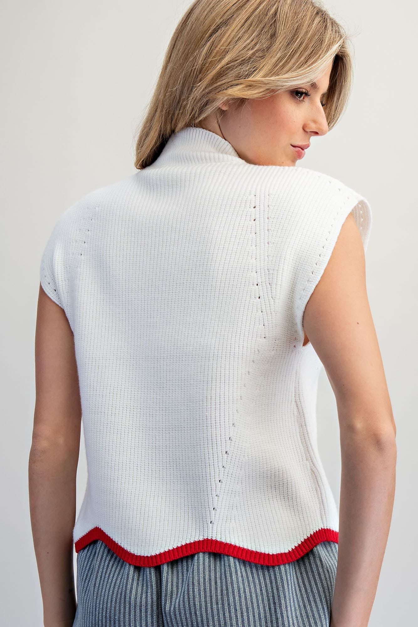 SH15995 - OFF WHITE