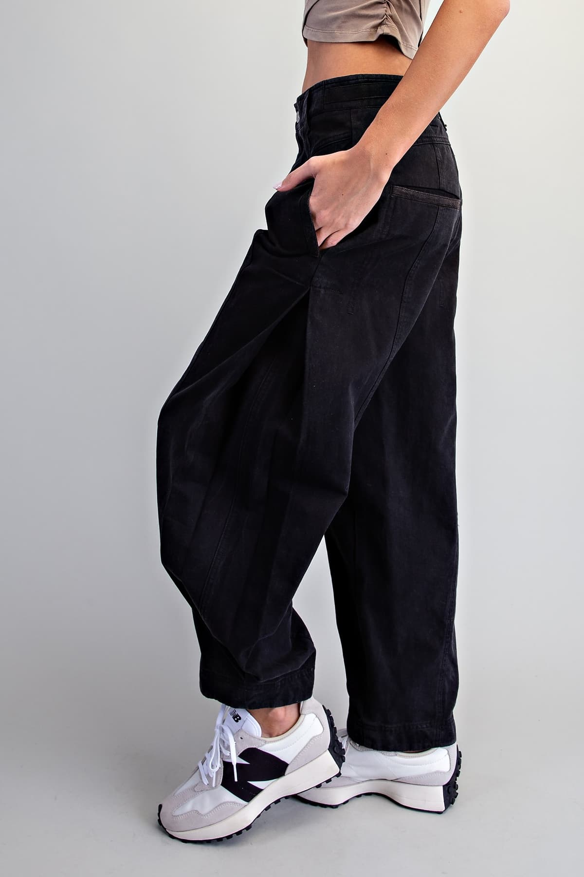 PK16467 - ASH BLACK