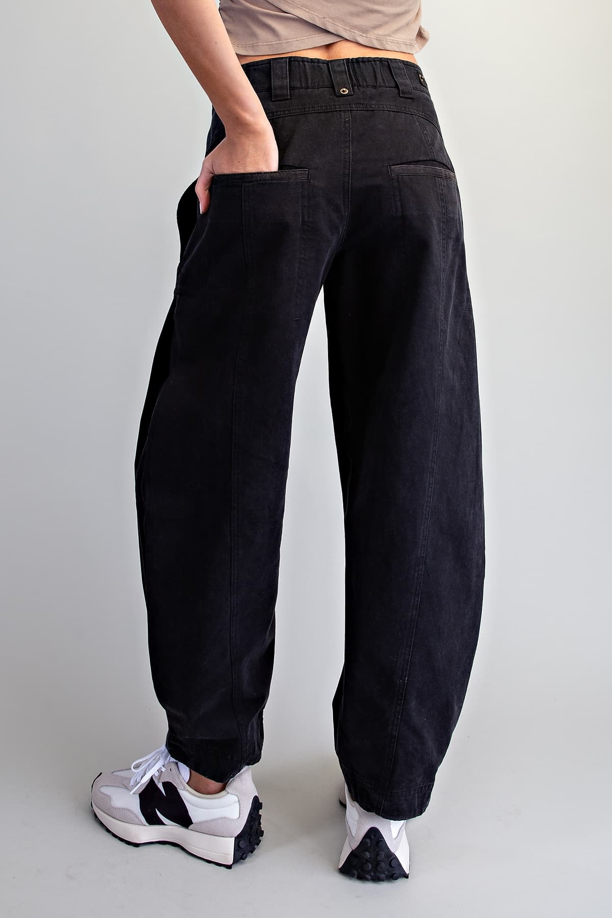PK16467 - ASH BLACK