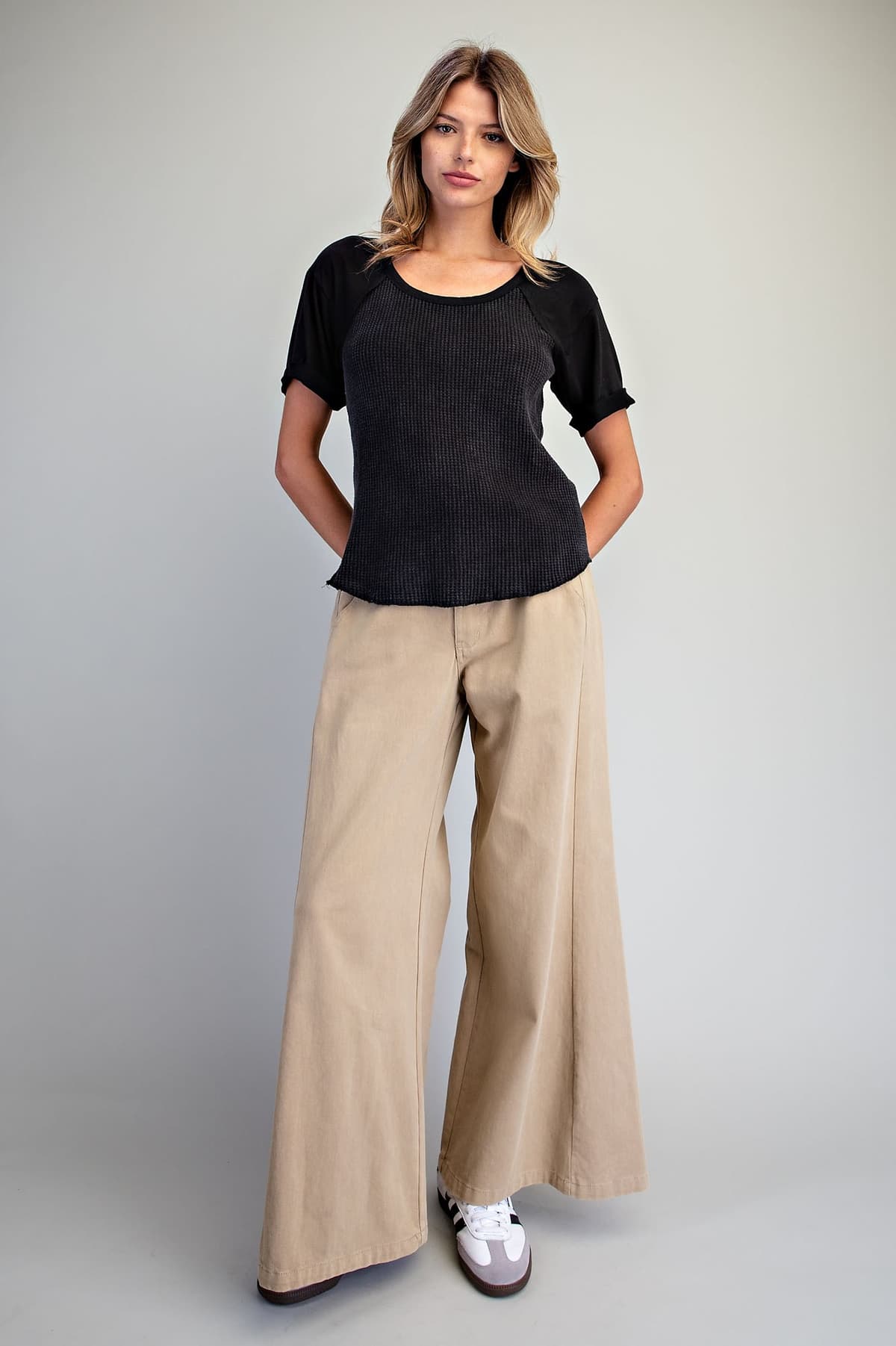 TK16432 - ASH BLACK
