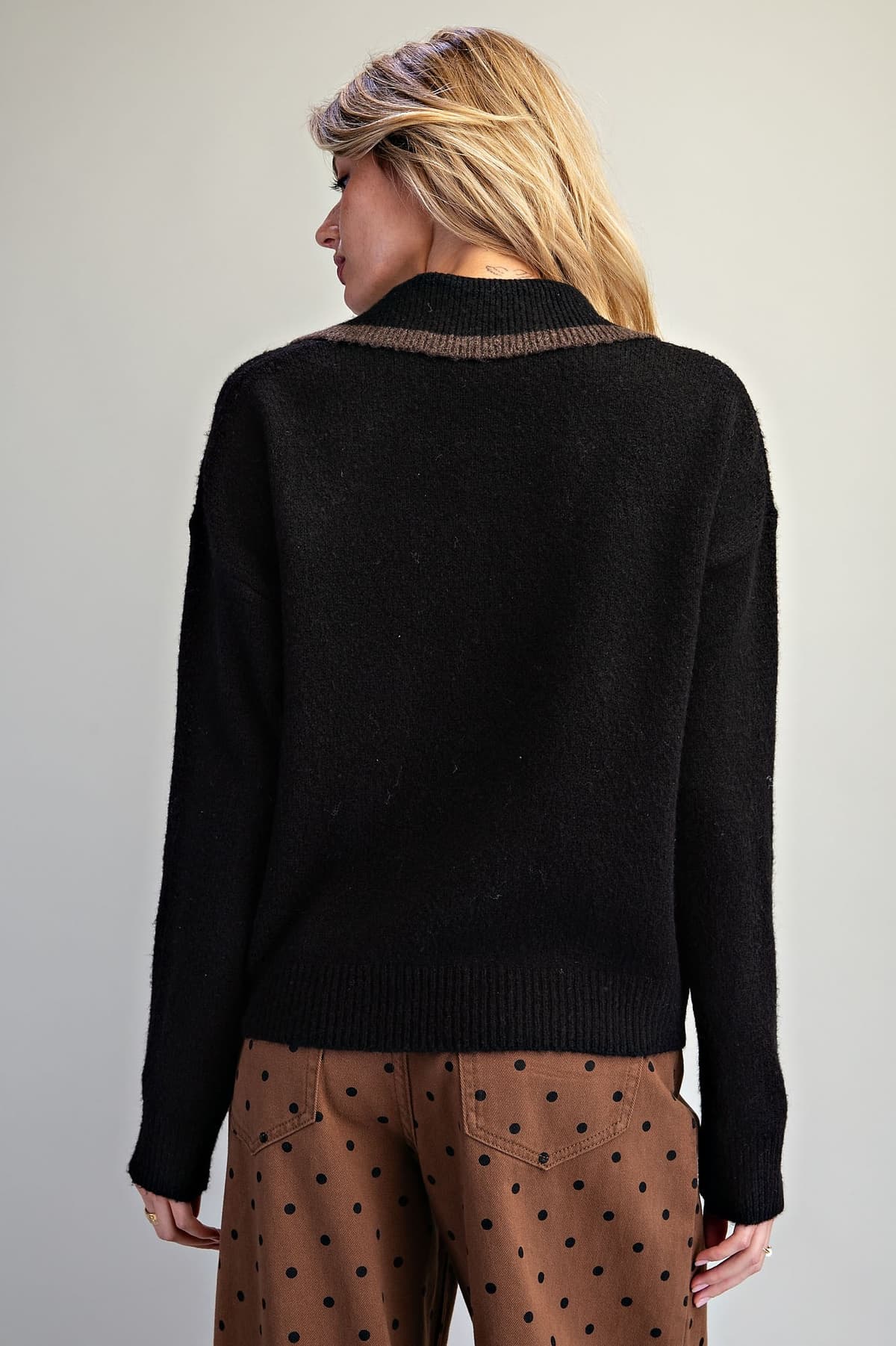 SH15896 - BLACK