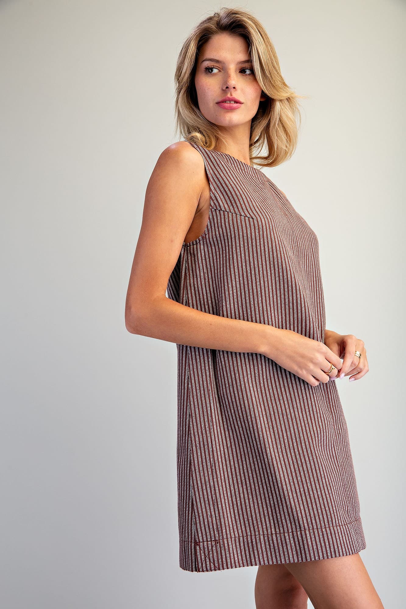 DK16721 - MOCHA BROWN