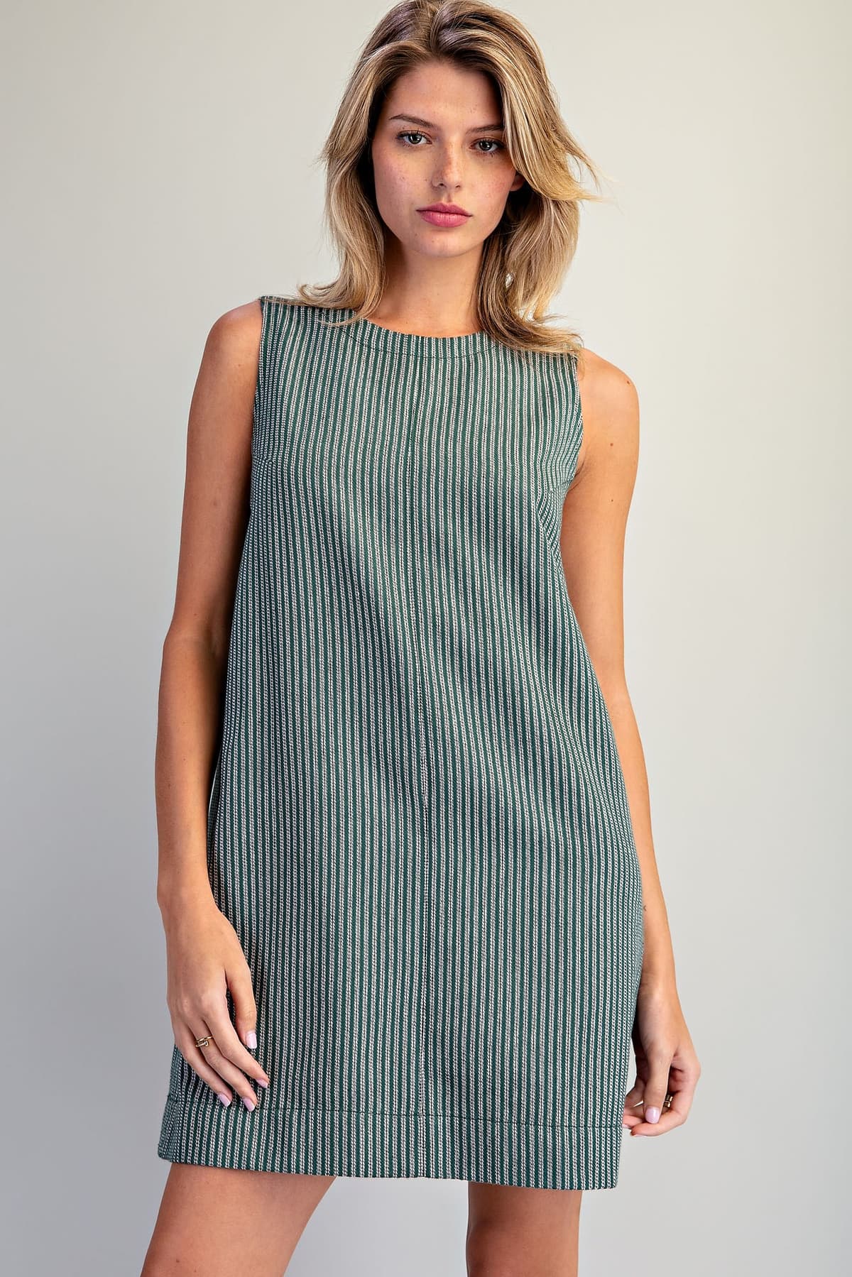 DK16721 - FOREST GREEN