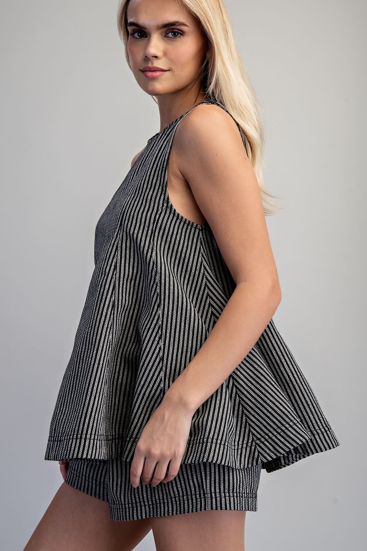 TH17234 - ASH BLACK