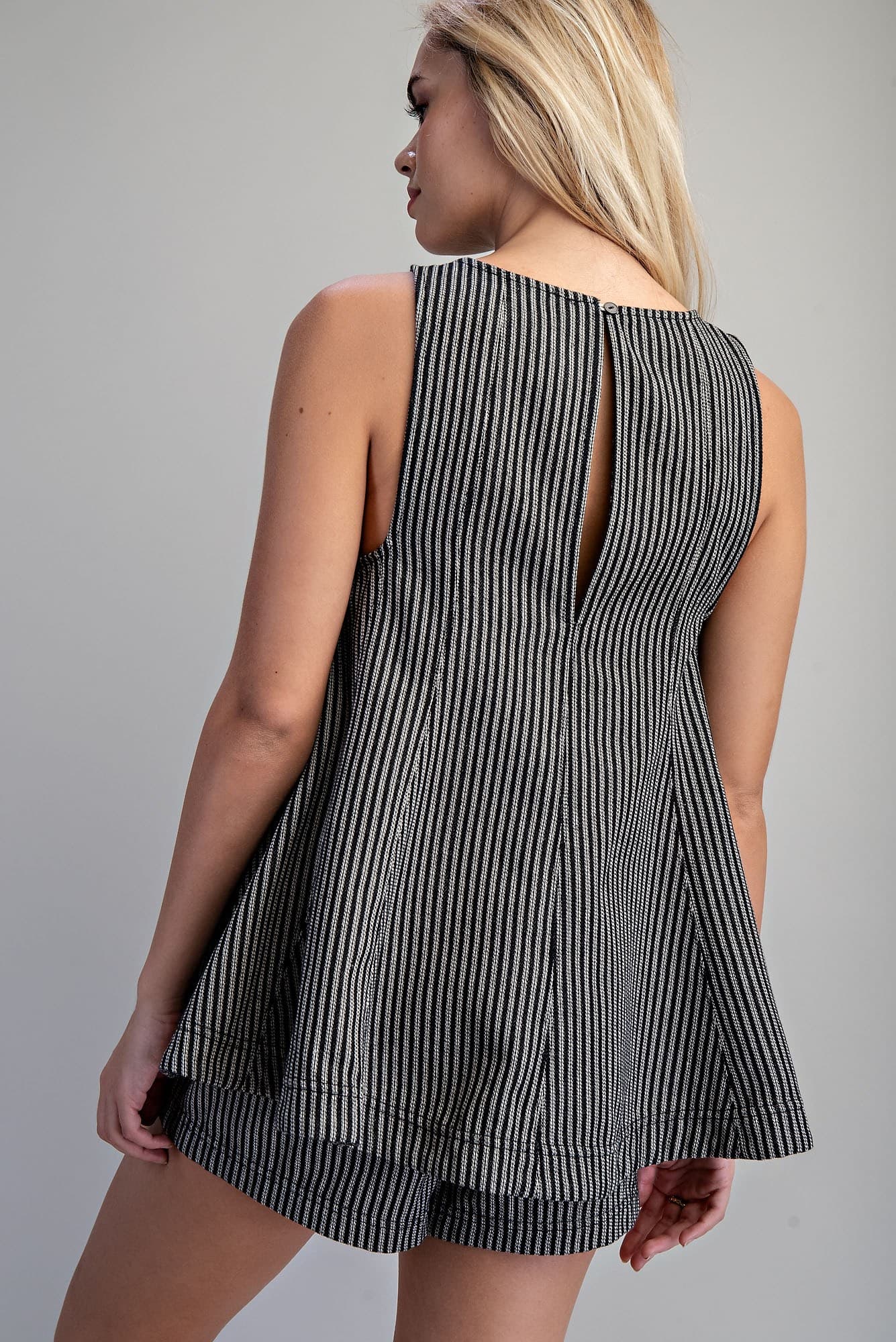 TH17234 - ASH BLACK