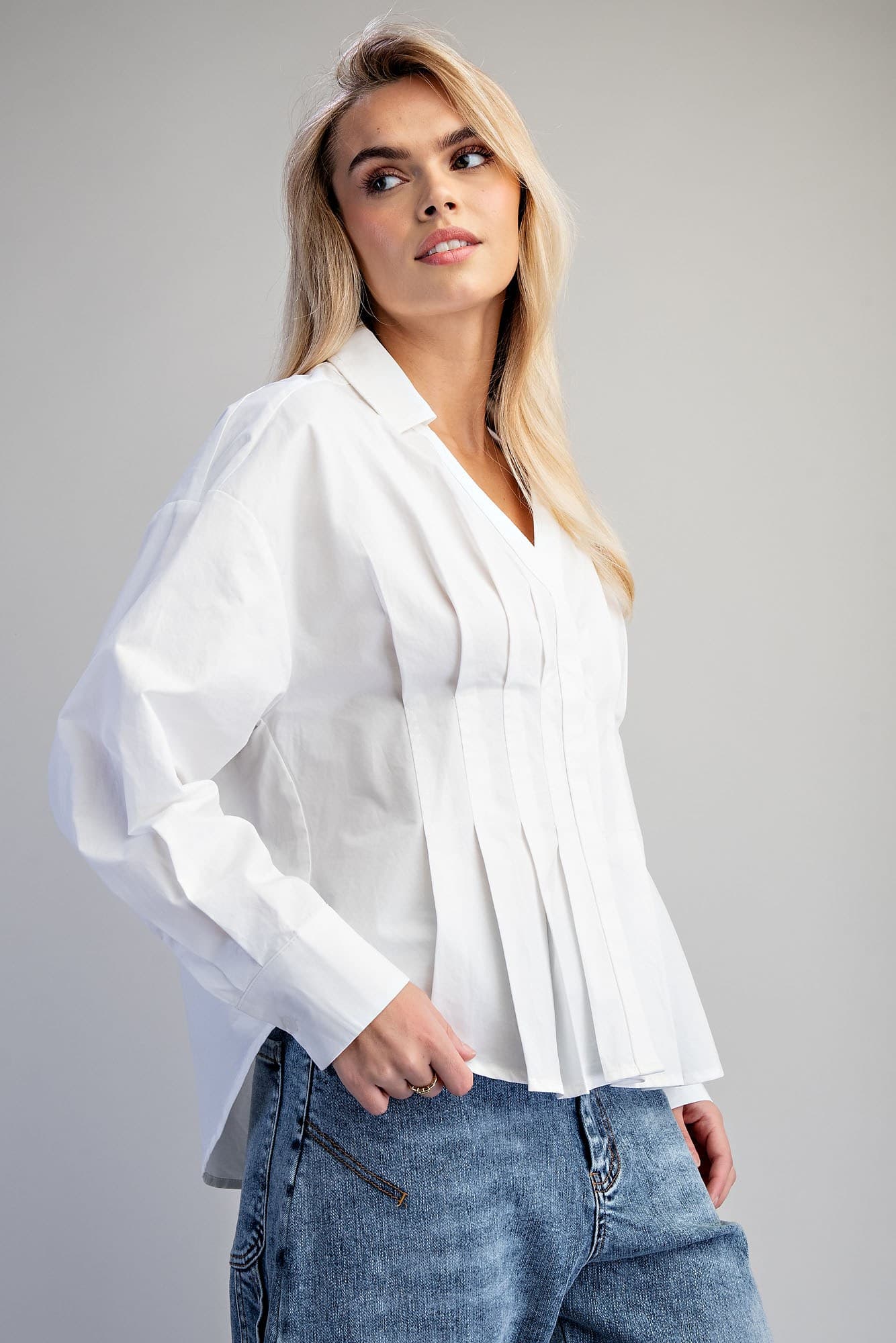TK16547 - OFF WHITE