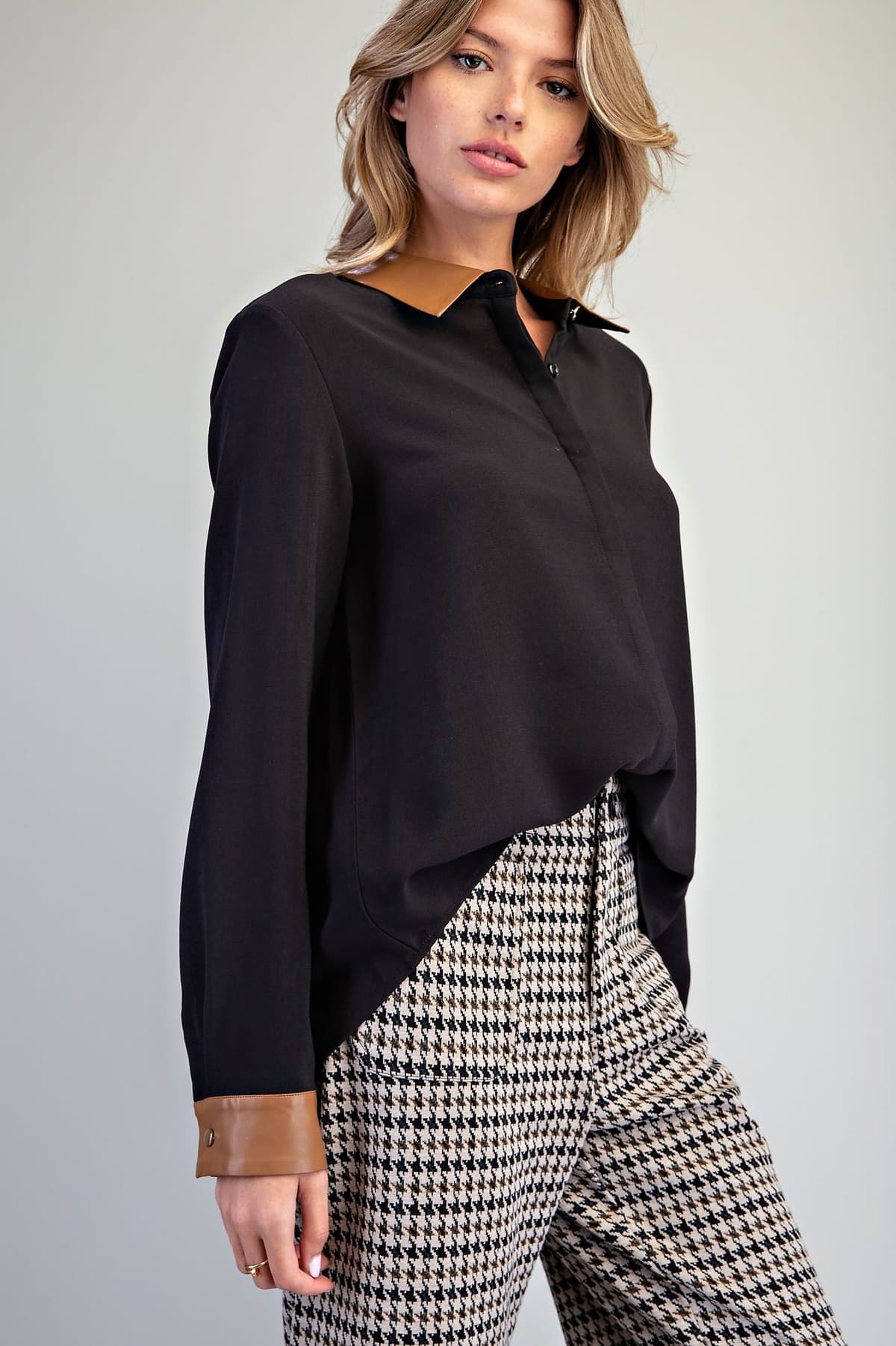 TK16447 - BLACK