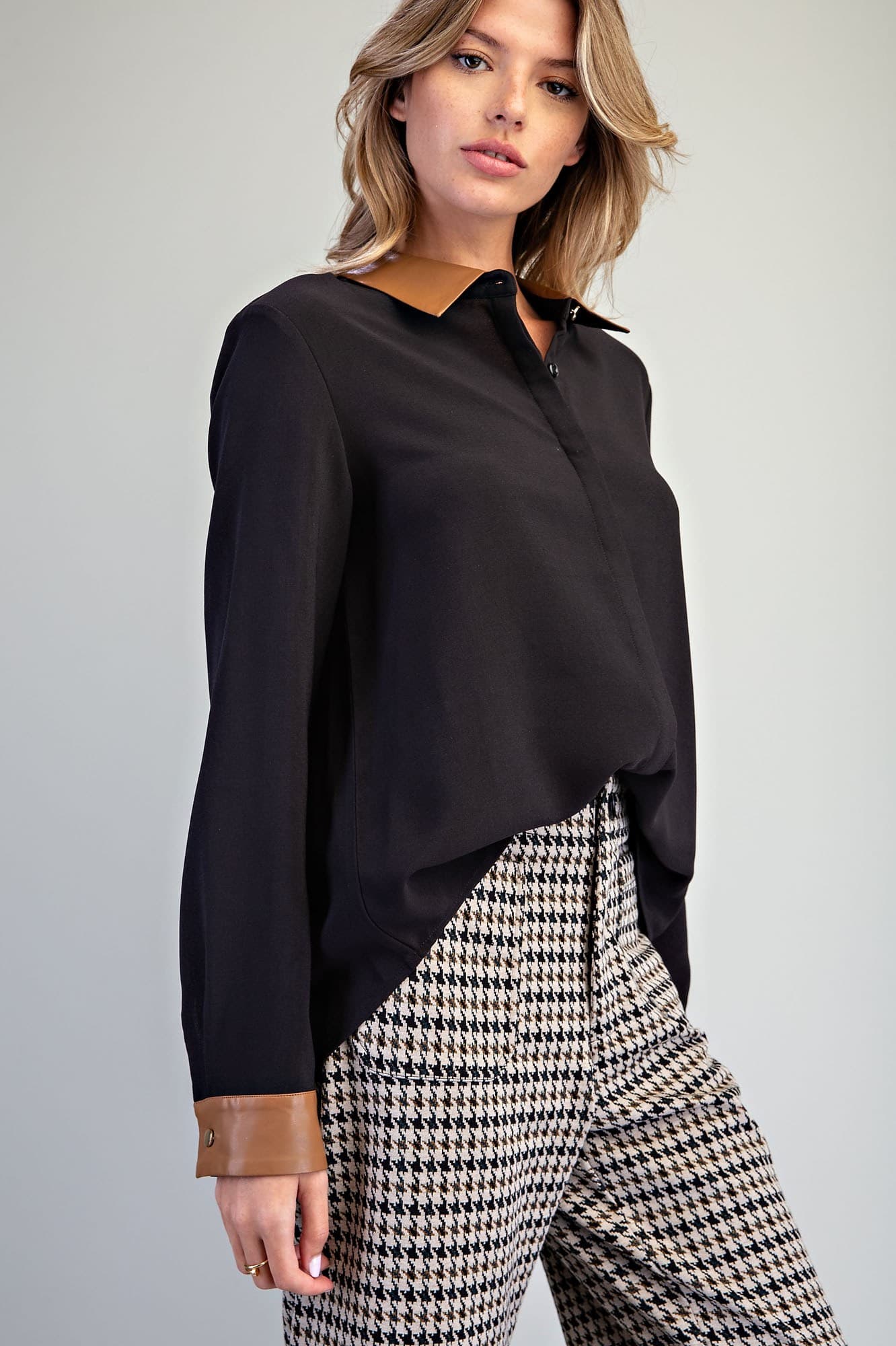 TK16447 - BLACK