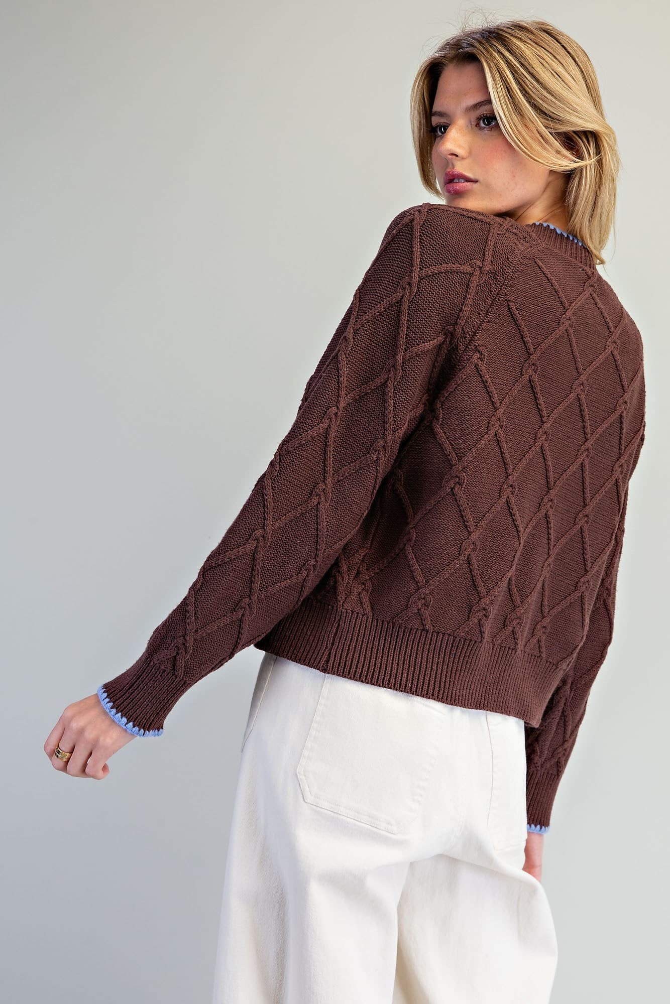 SJH15882 - FROSTED MOCHA