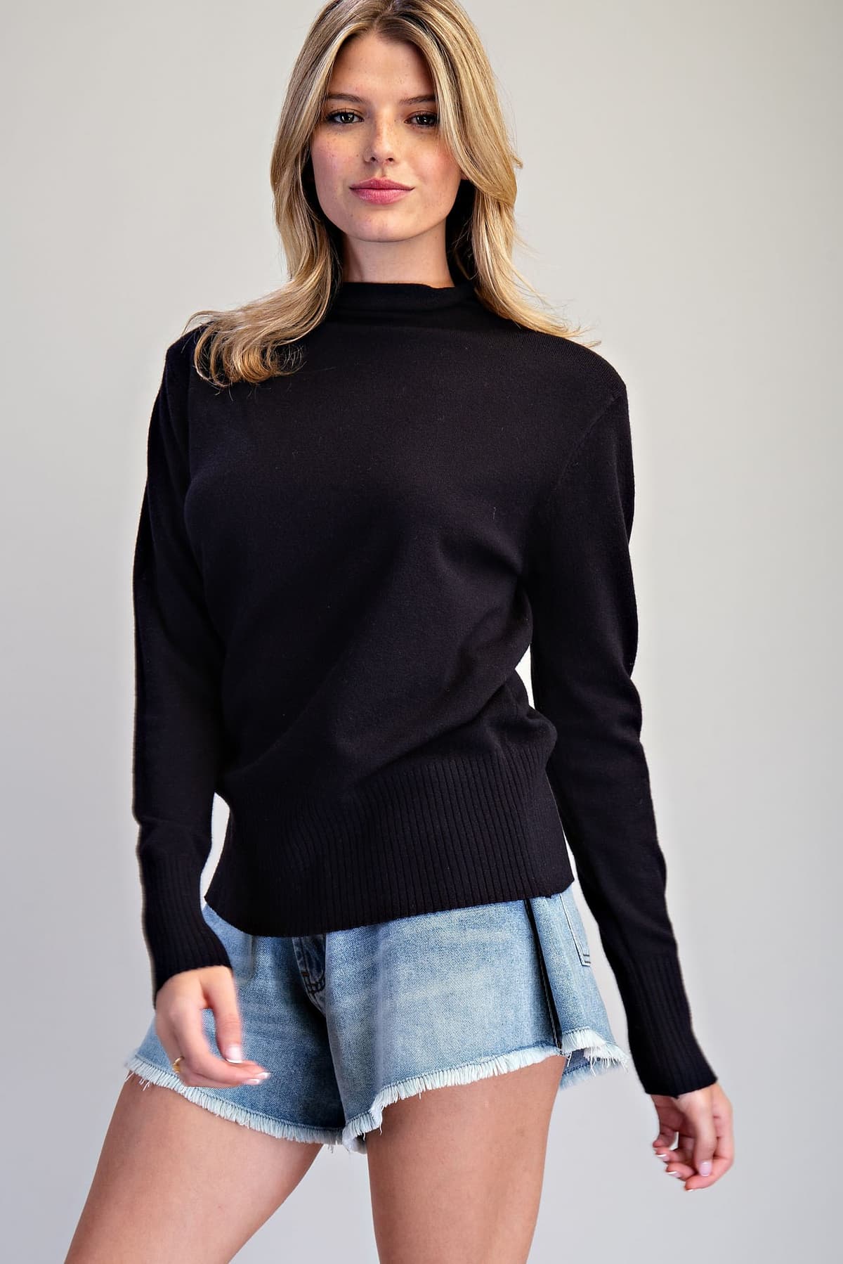SK16357 - BLACK