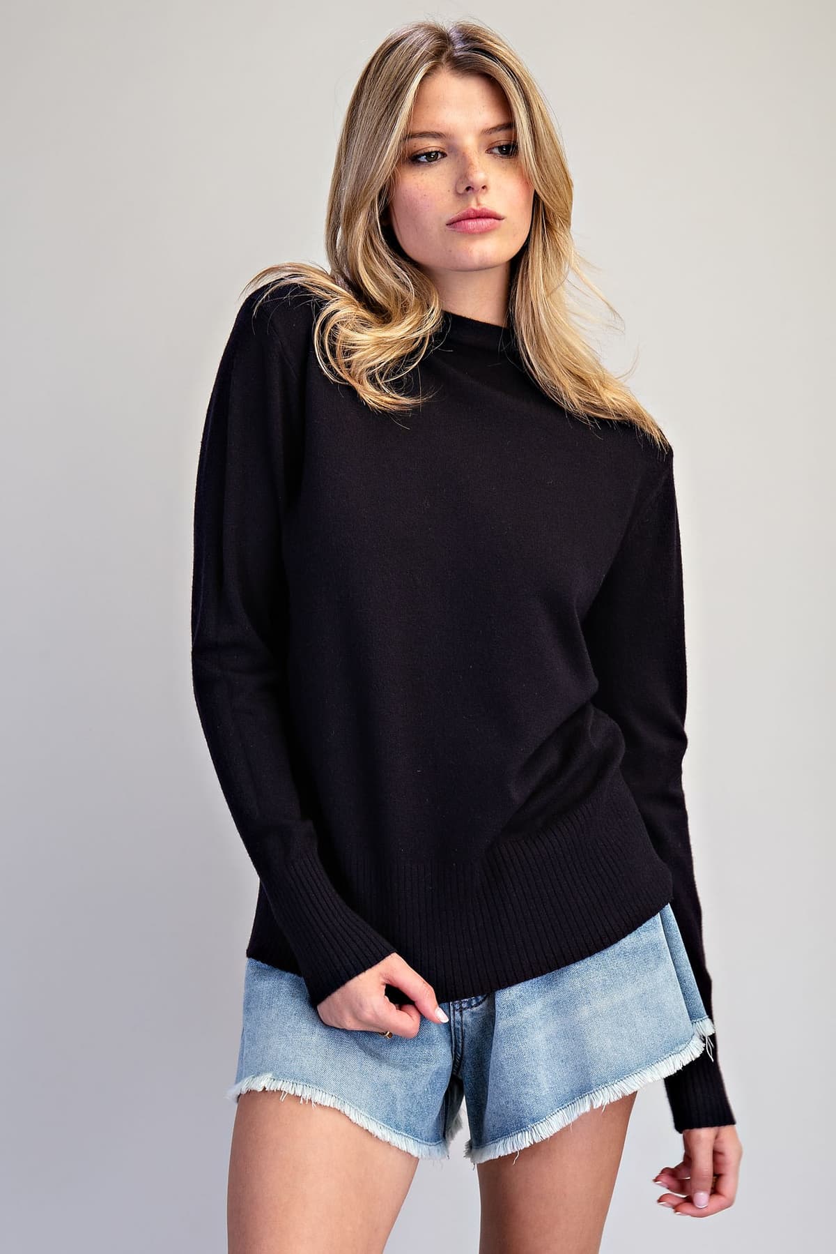 SK16357 - BLACK