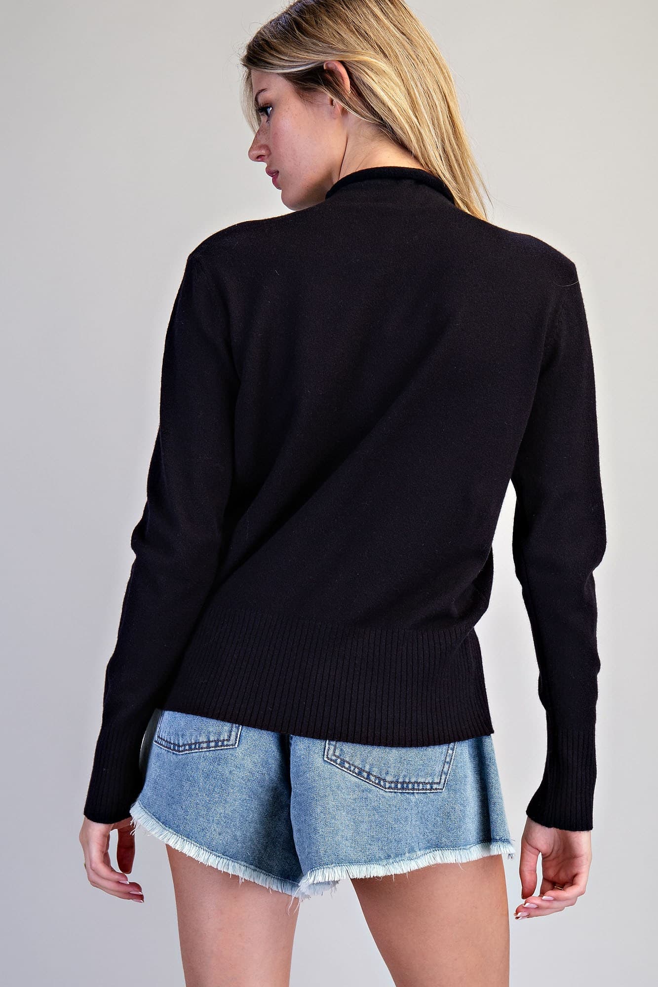 SK16357 - BLACK