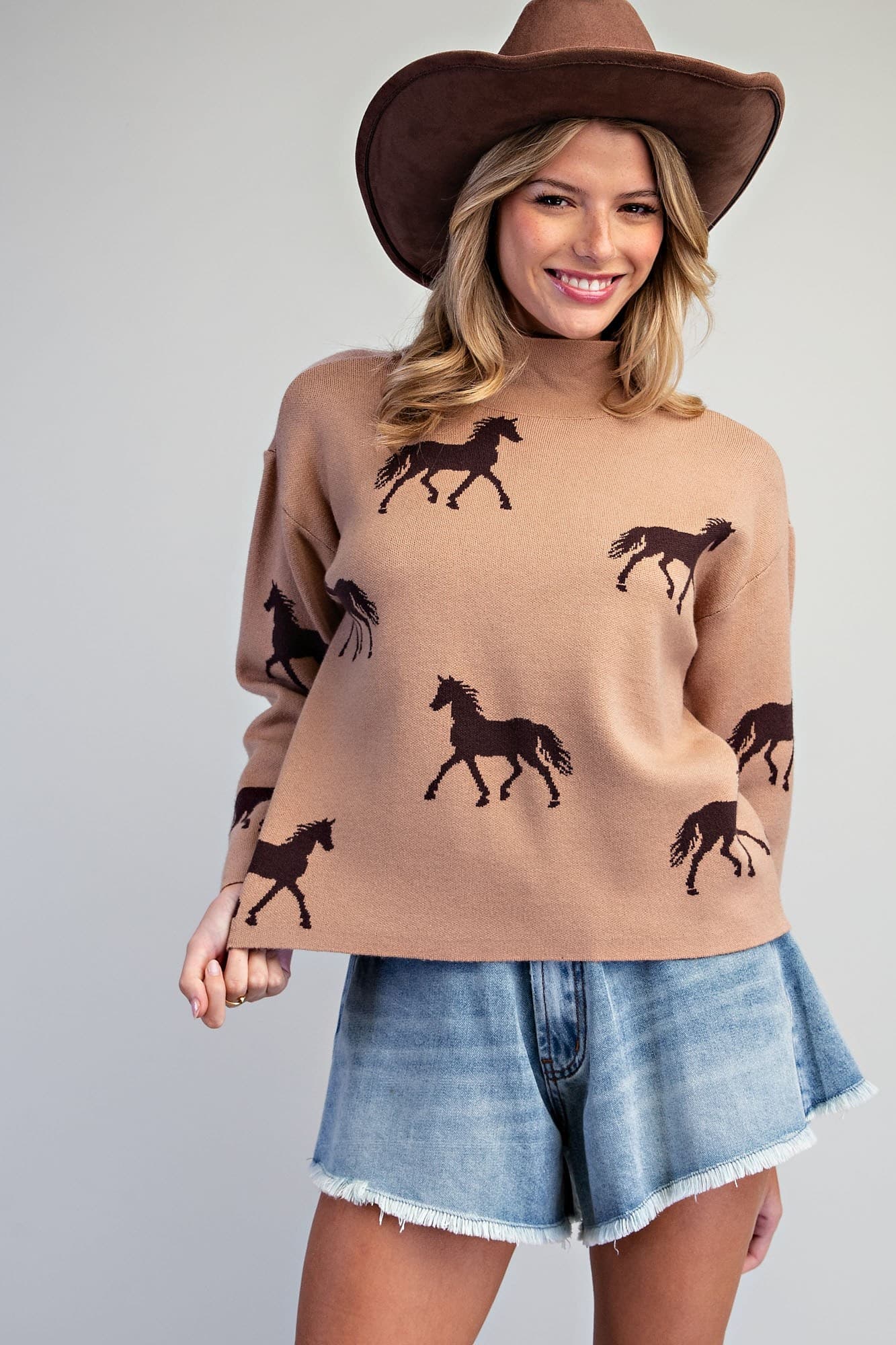 SH17046 - SAND CAMEL