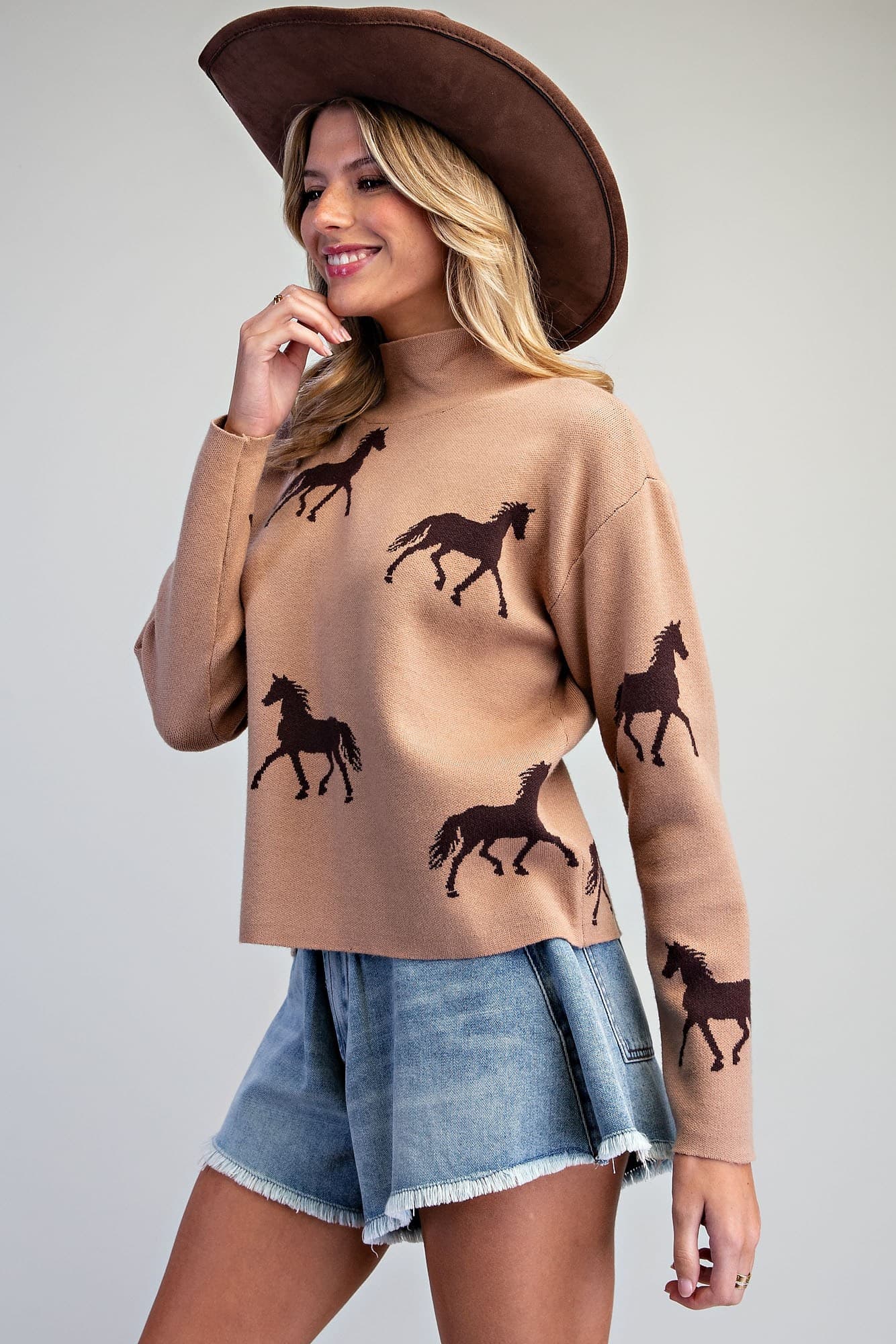SH17046 - SAND CAMEL