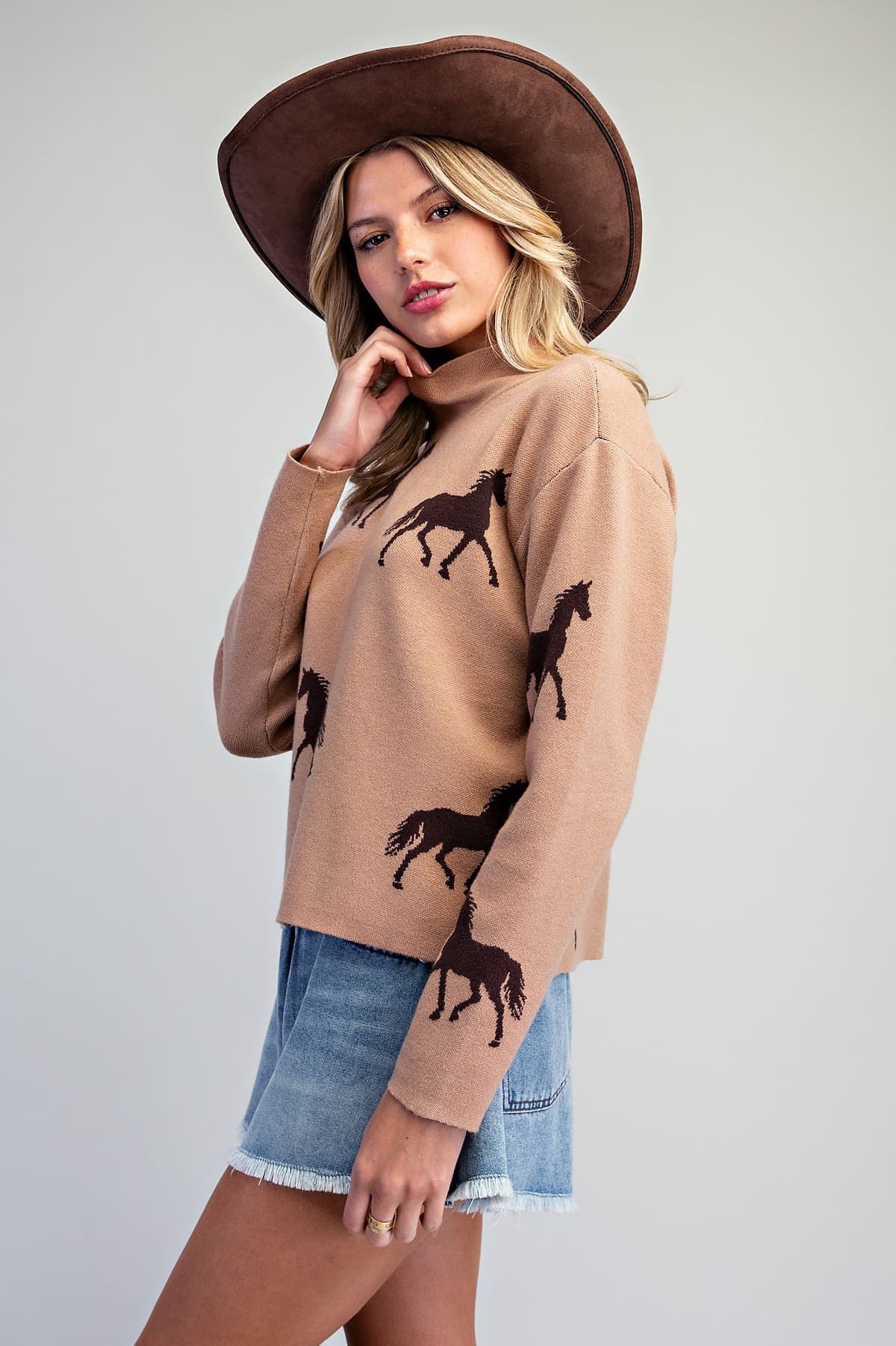 SH17046 - SAND CAMEL