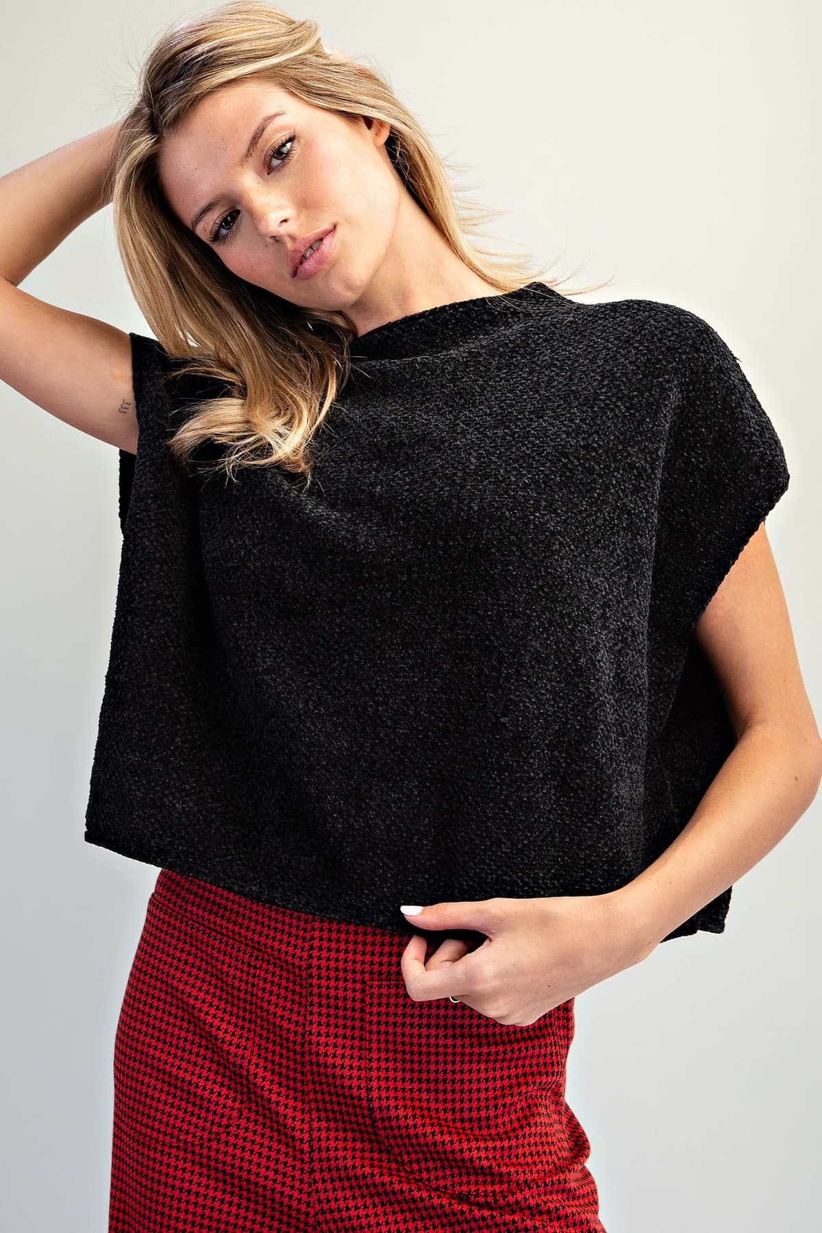 SK16231 - BLACK