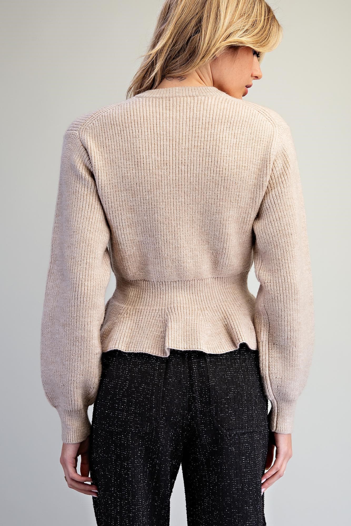 SJK16374 - OATMEAL