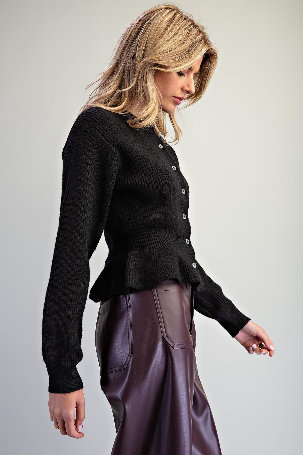 SJK16374 - BLACK