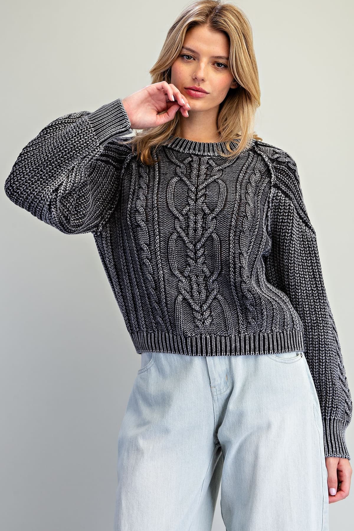 SH17084 - ASH BLACK