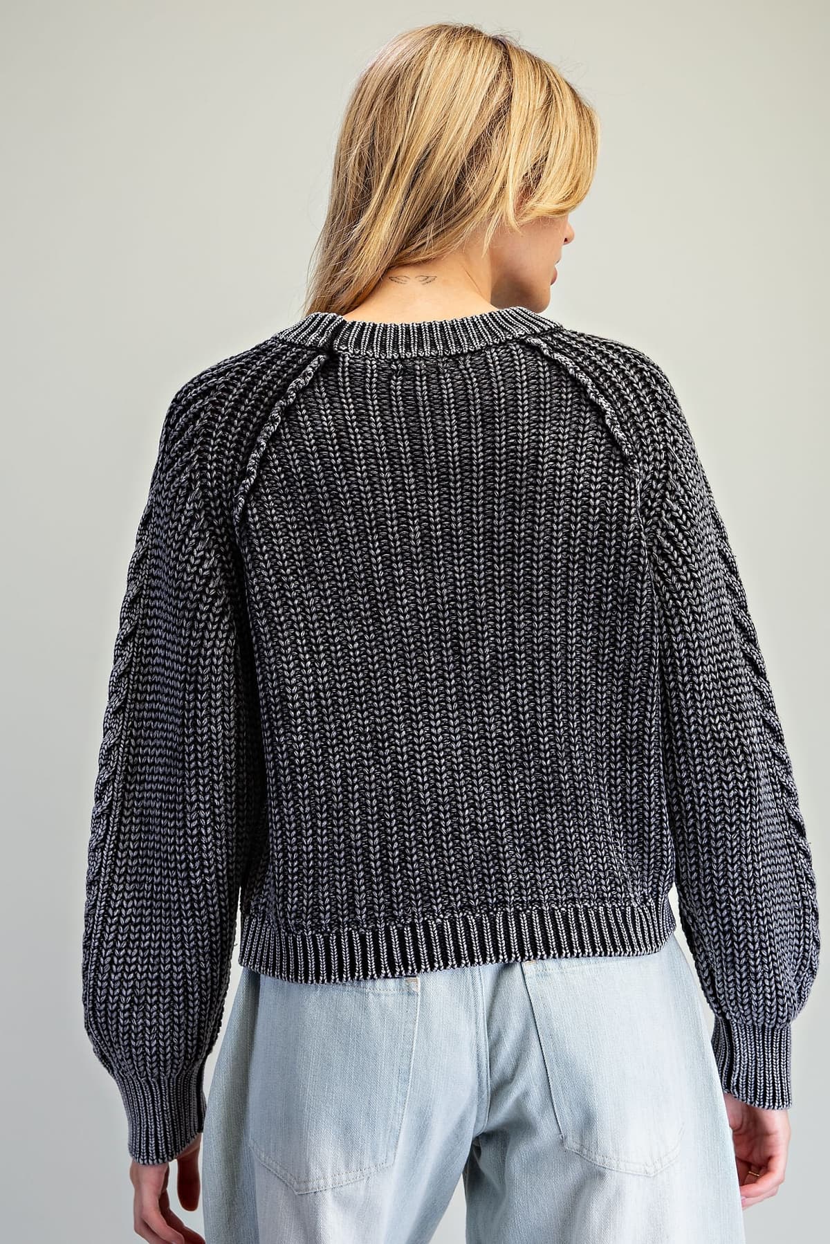 SH17084 - ASH BLACK