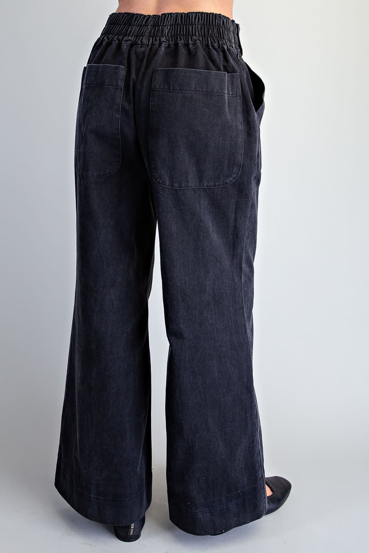 PH17088 - ASH BLACK