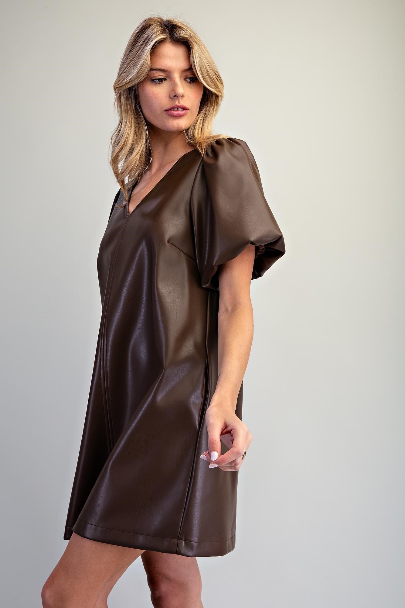 DH17072 - CHOCOLATE
