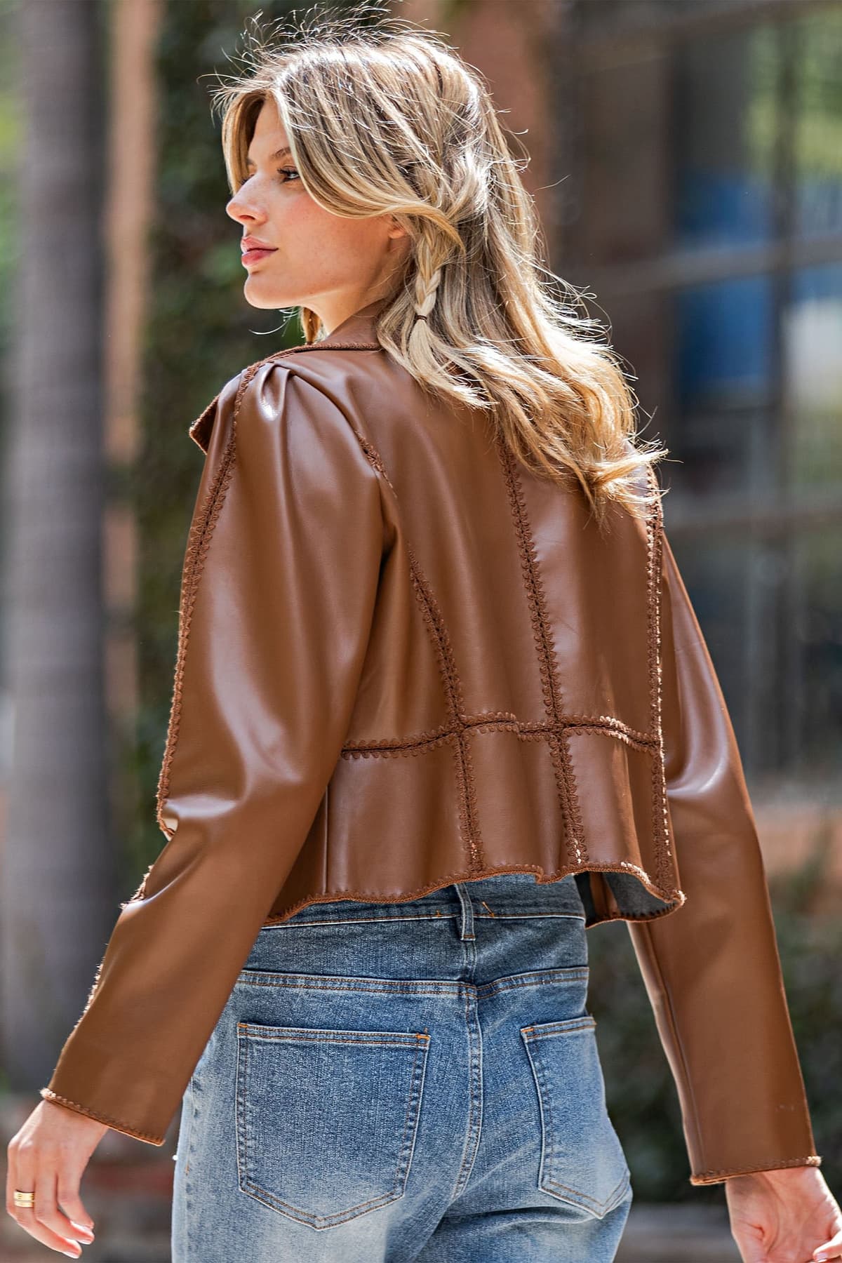JH15694 - HAZELNUT