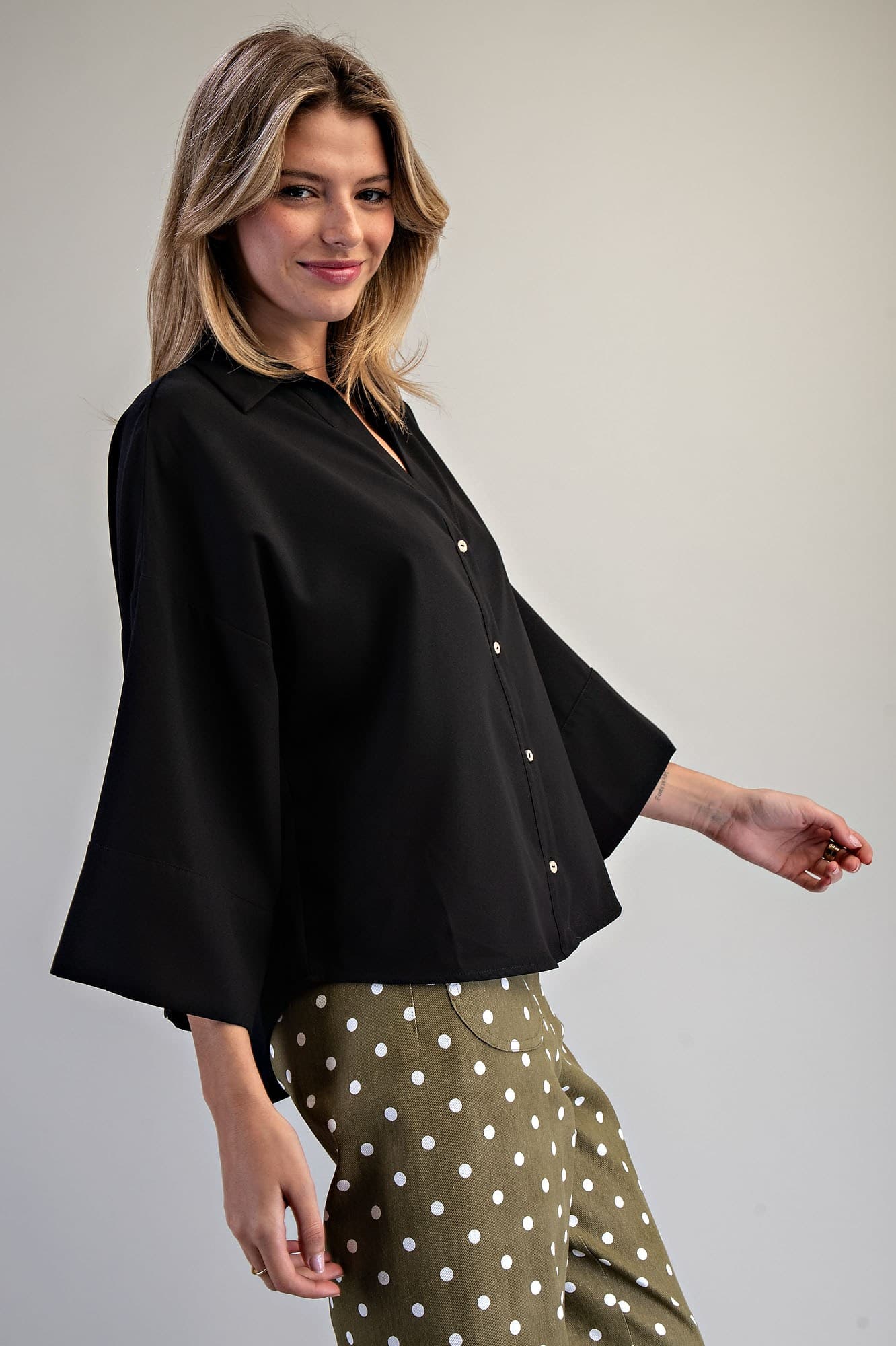 TK16777 - BLACK