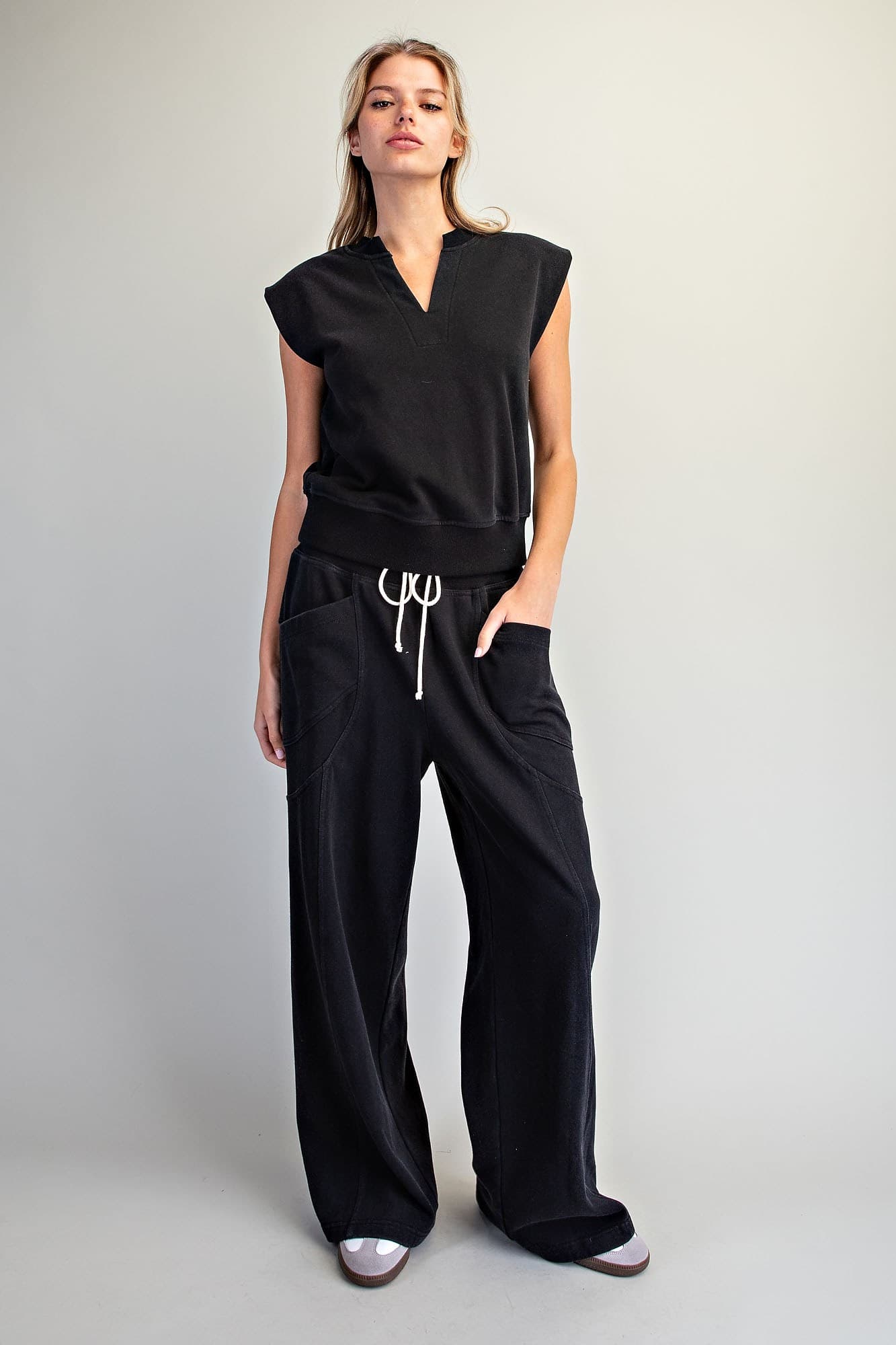 TK16313 - ASH BLACK