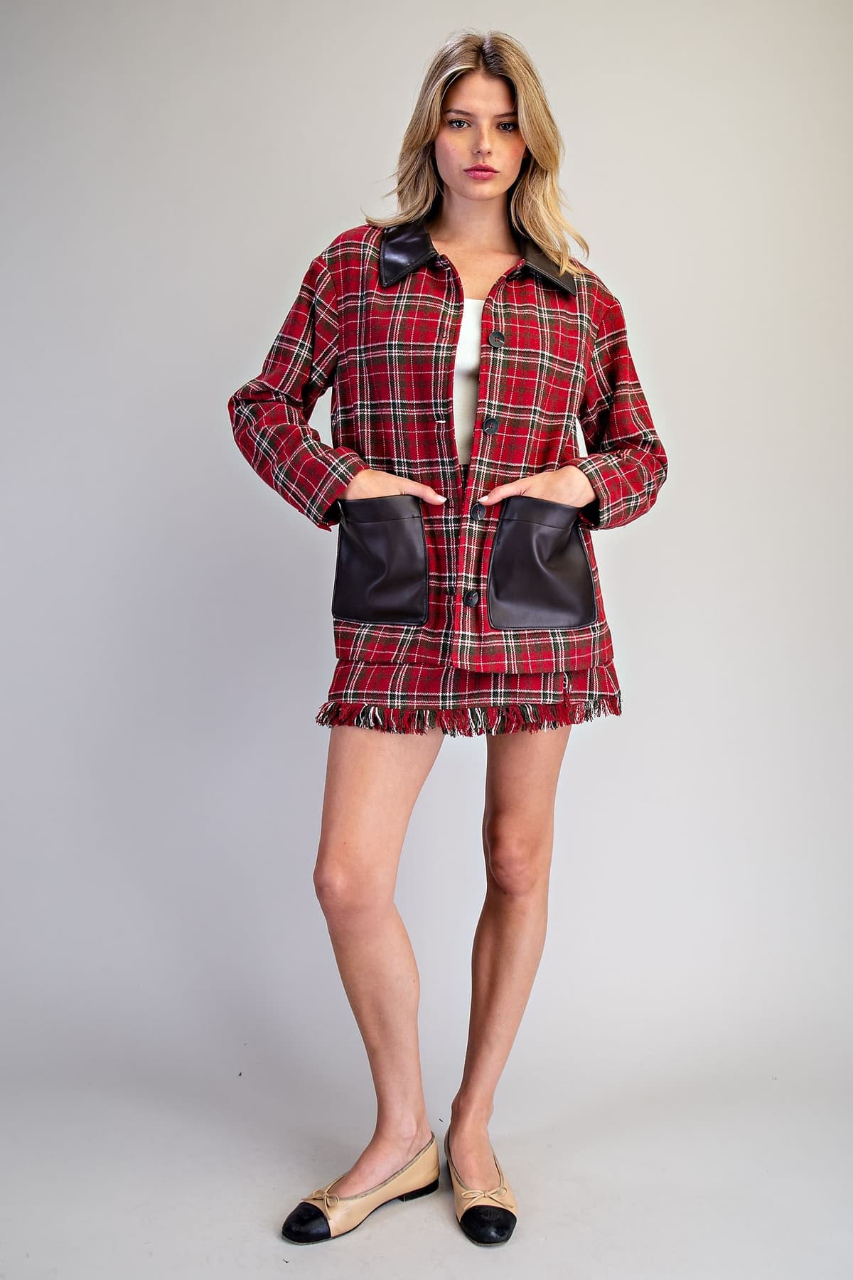 JH15867 - HOLLY BERRY