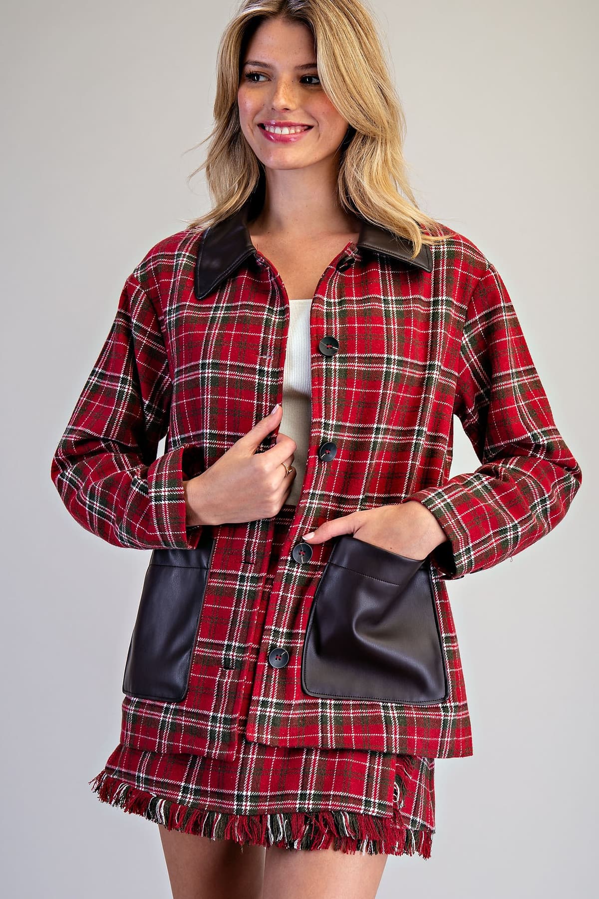 JH15867 - HOLLY BERRY