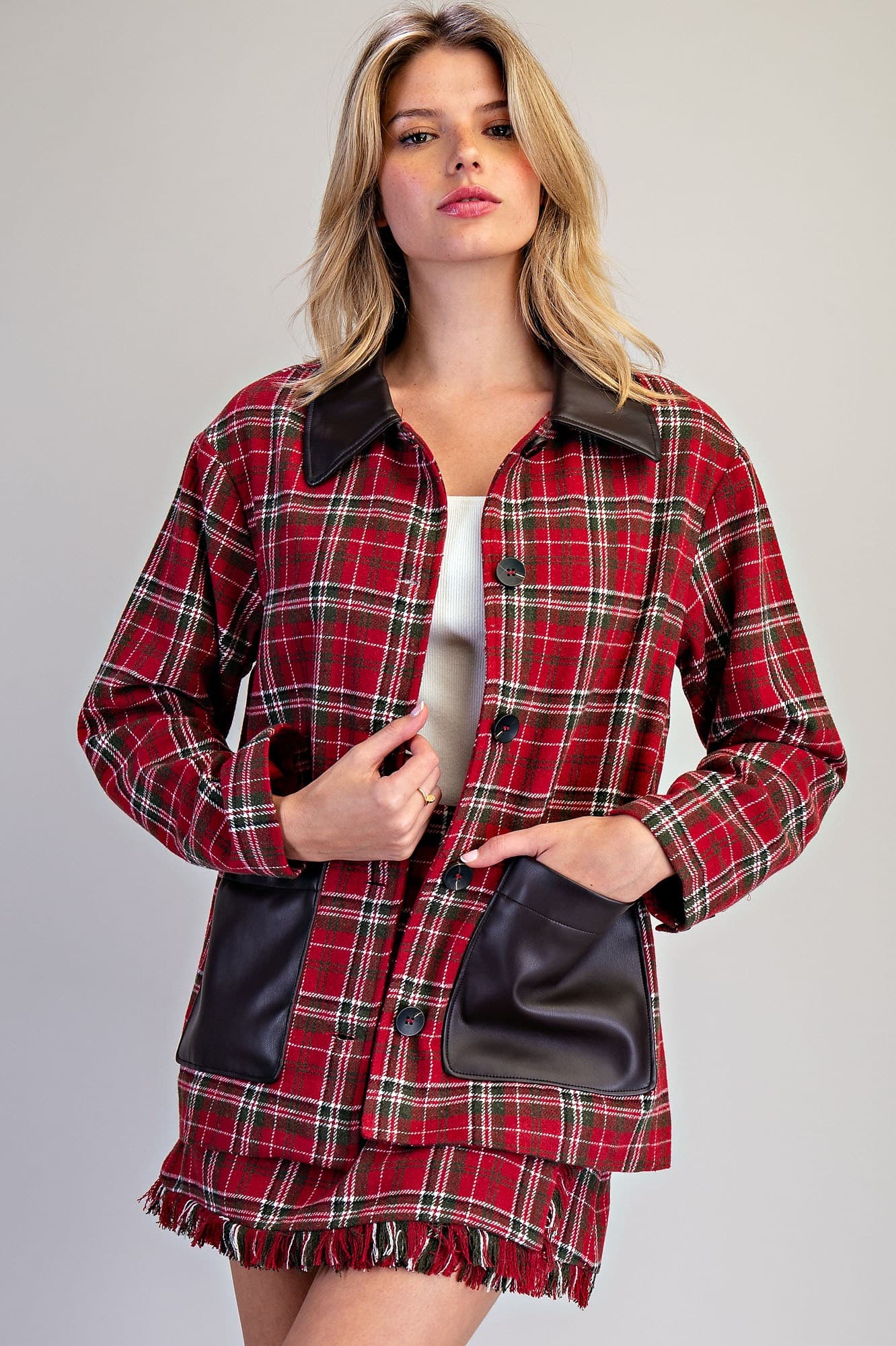JH15867 - HOLLY BERRY