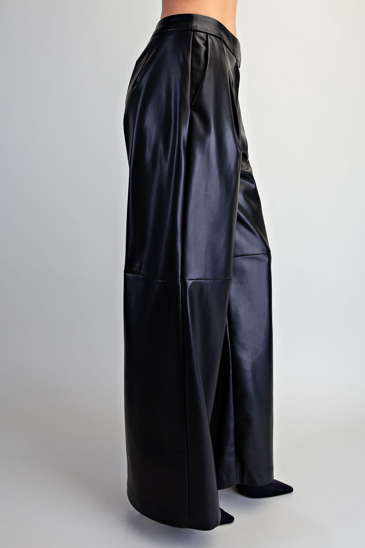 PK16494 - BLACK
